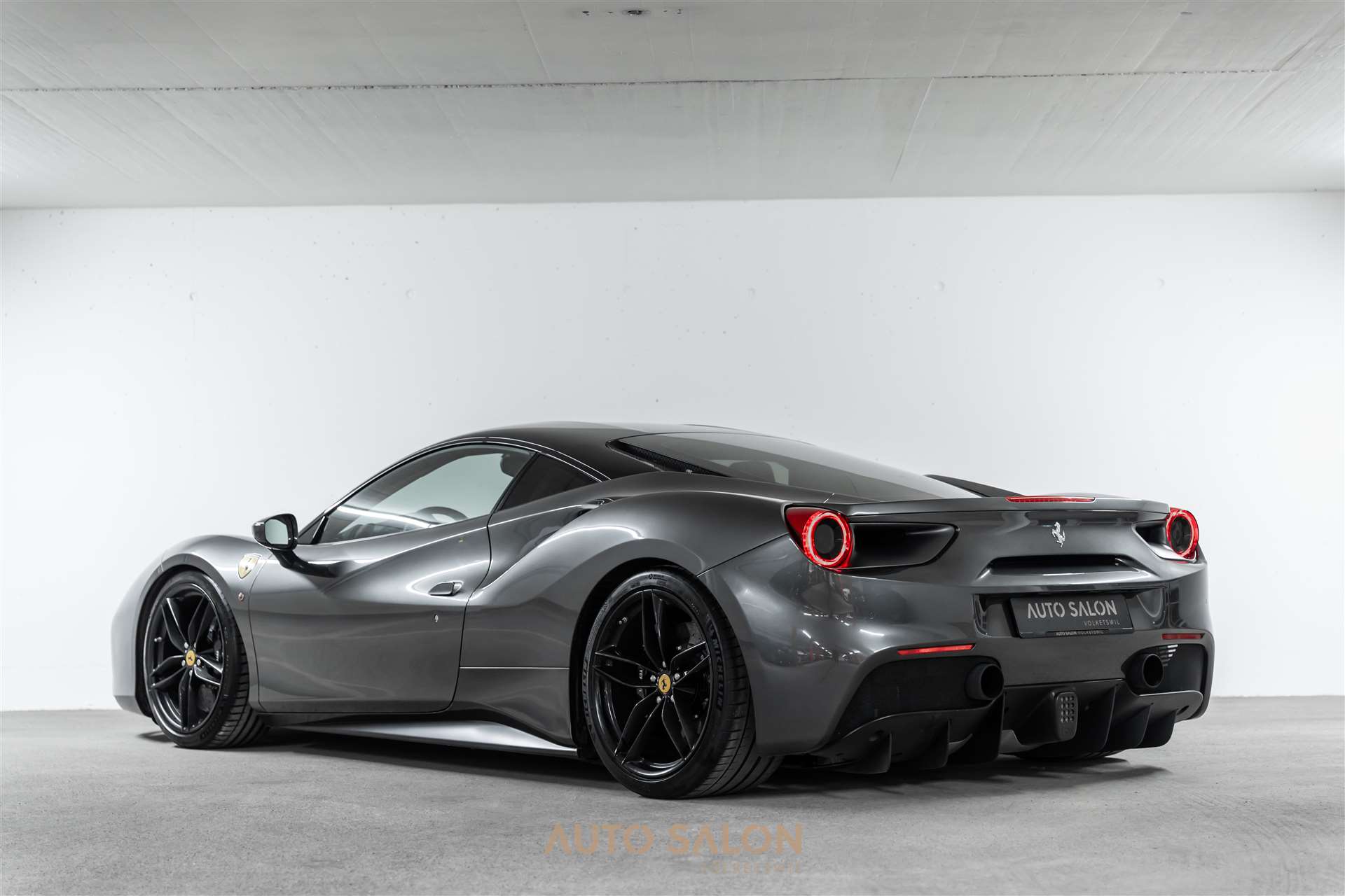 FERRARI 488 GTB 3.9 V8-showroom-element-3