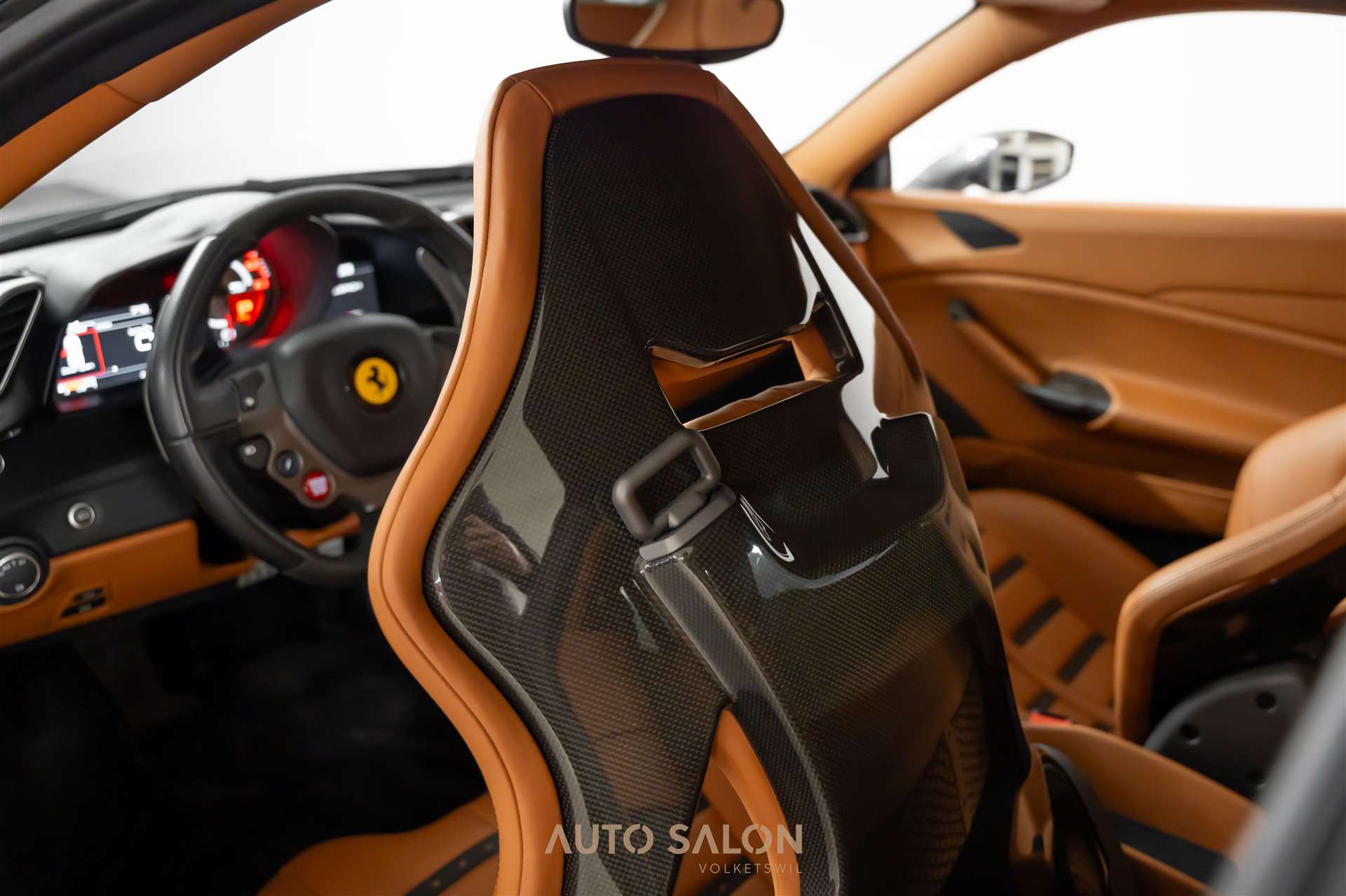FERRARI 488 GTB 3.9 V8-image-21