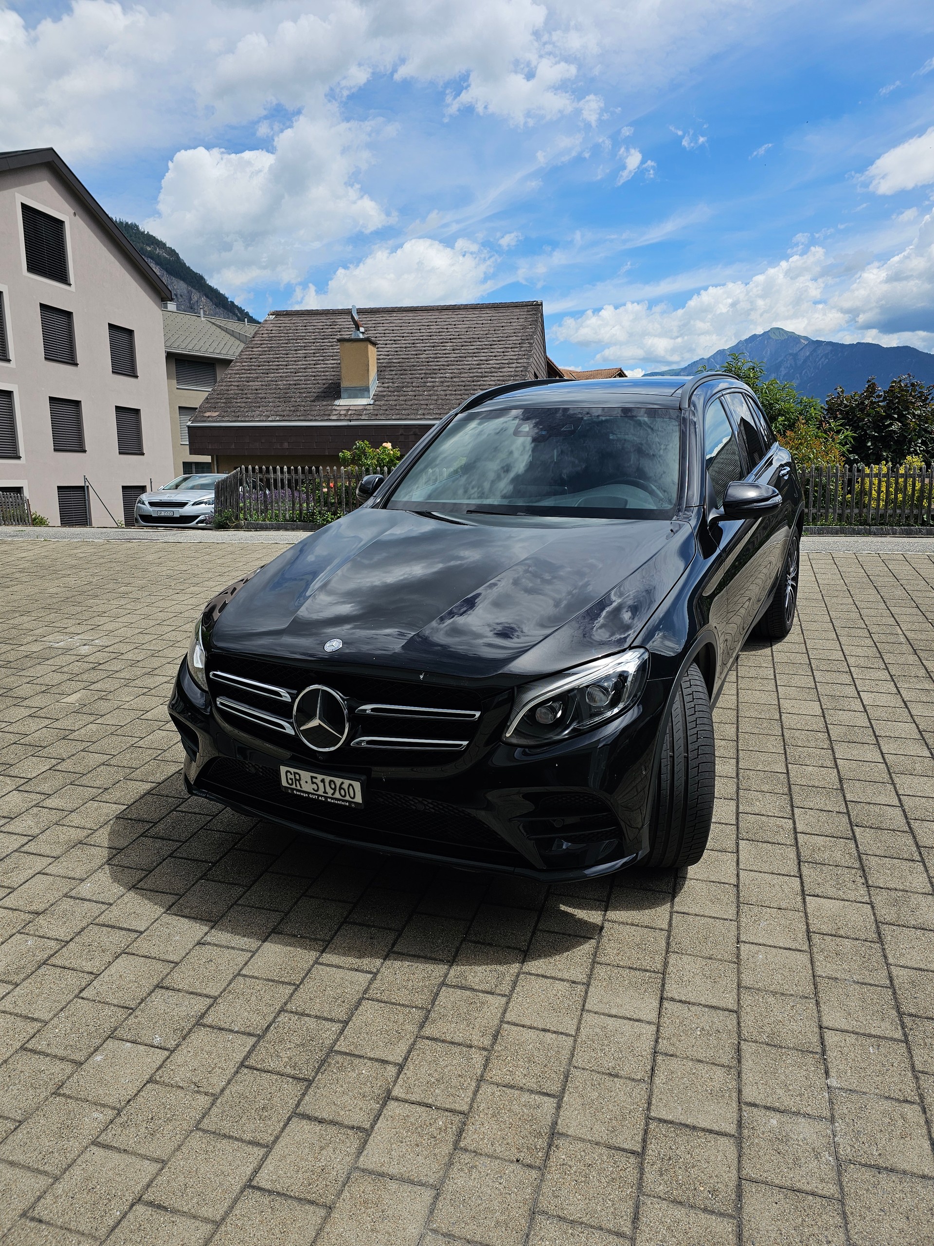 MERCEDES-BENZ GLC 250-image-0