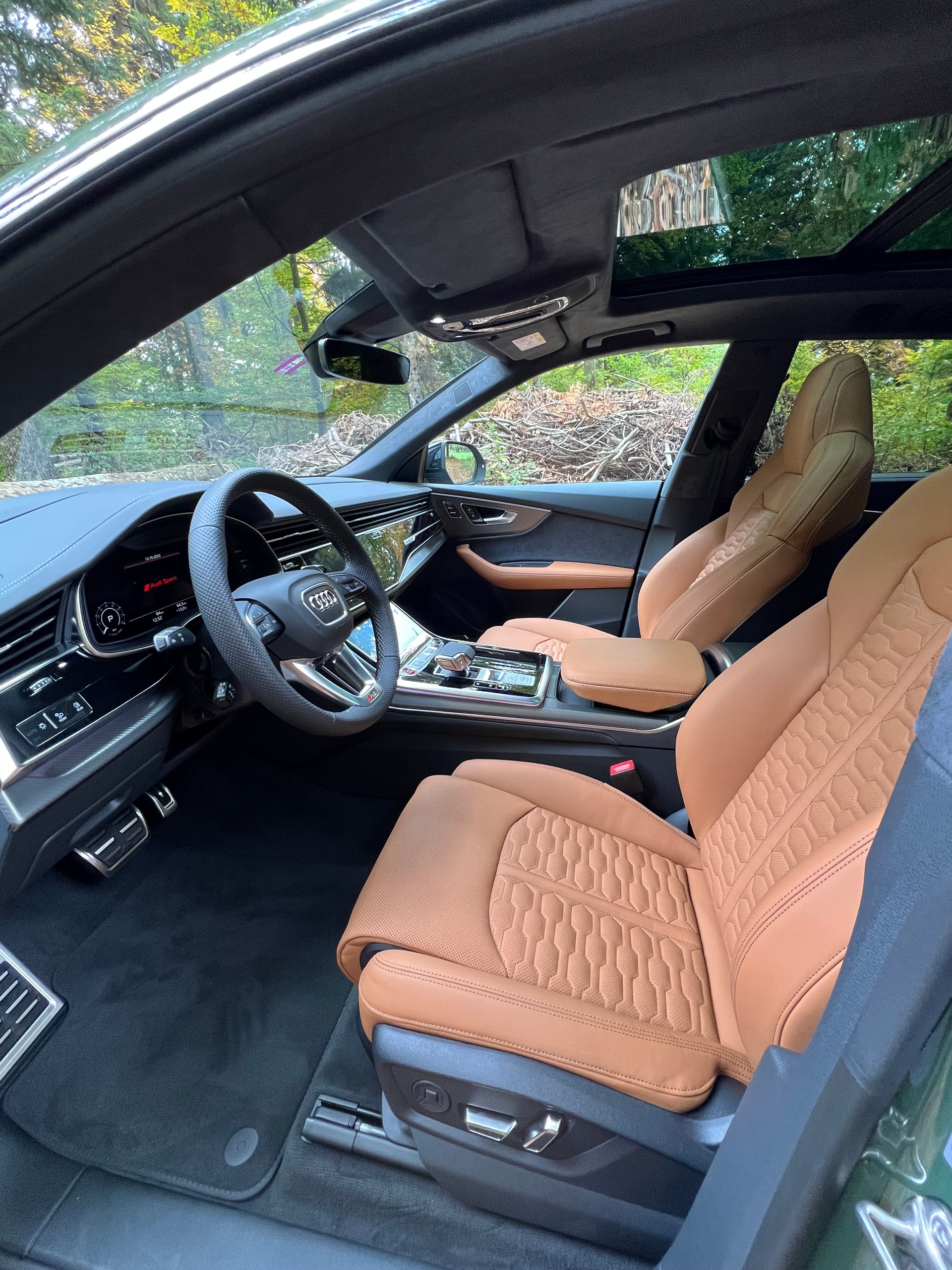 AUDI 4.0 V8 TFSI quattro T-Tronic-image-3