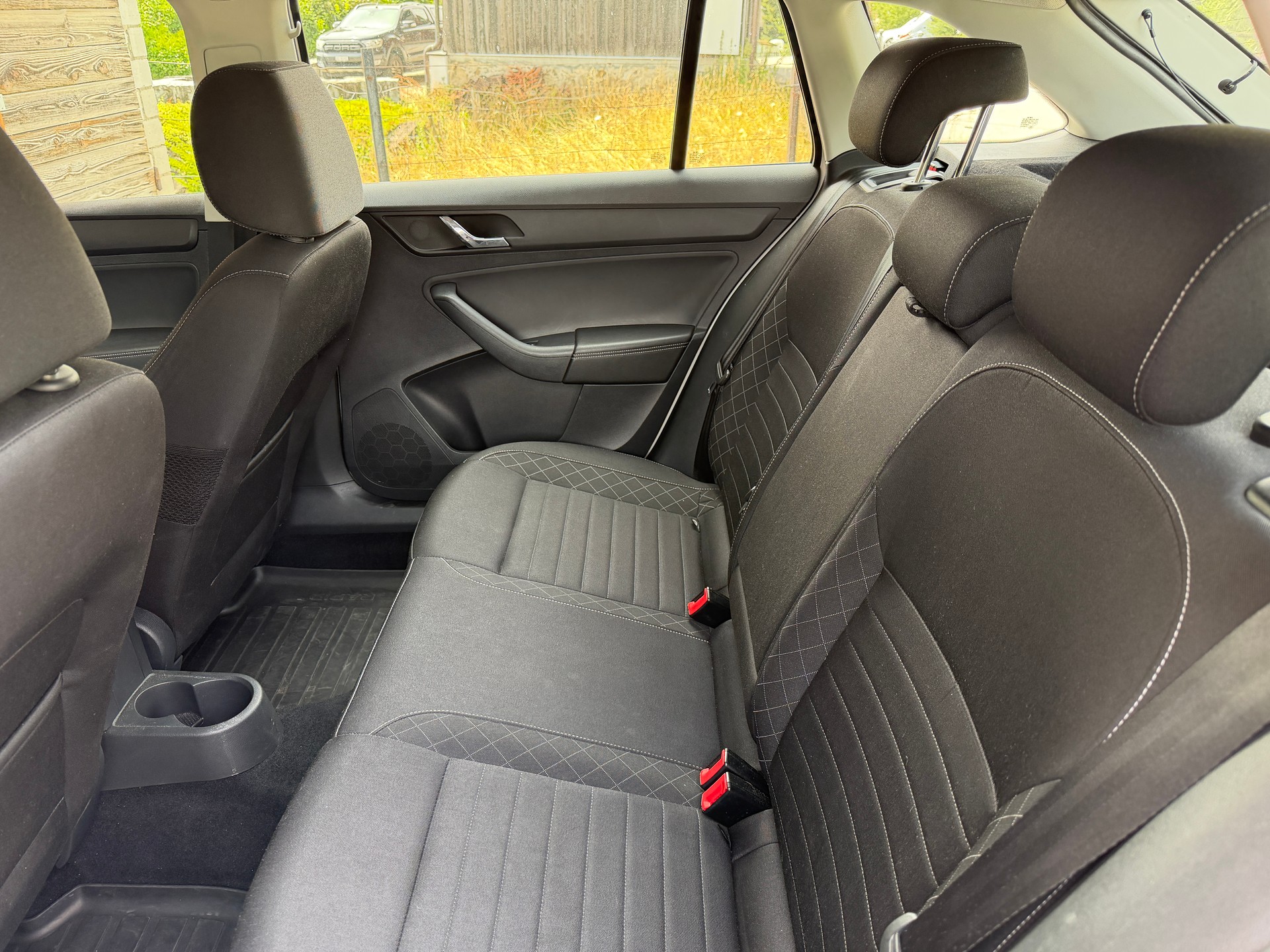 SKODA Rapid Spaceback 1.2 TSI Style-image-7