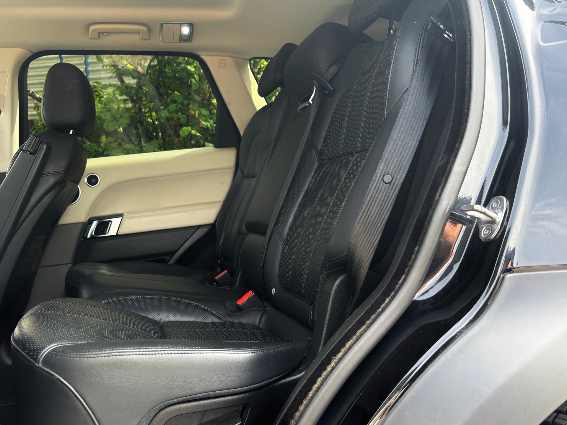 LAND ROVER Range Rover Sport 3.0 SDV6 SE Automatic-image-9