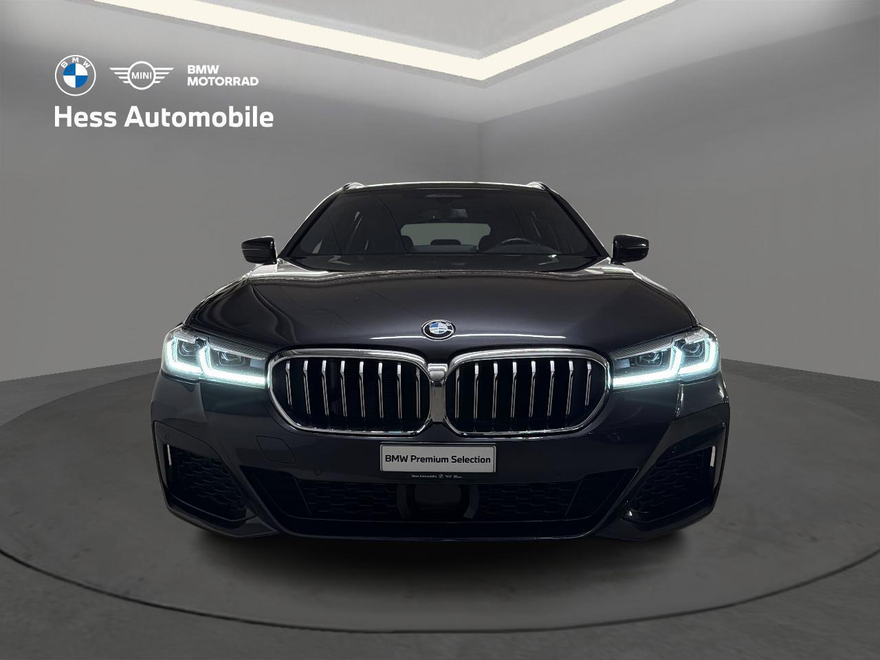 BMW 520d xDrive Touring M Sport-image-3