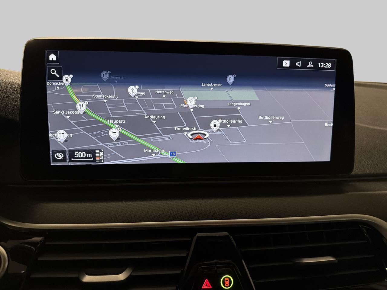 BMW 520d xDrive Touring M Sport-image-16
