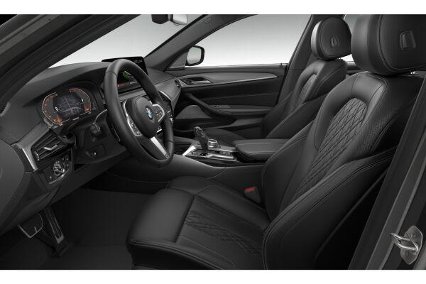 BMW 520d xDrive Touring M Sport-image-4