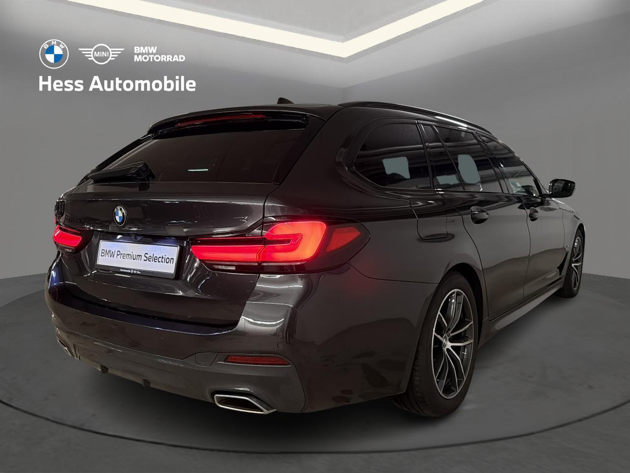 BMW 520d xDrive Touring M Sport-image-2