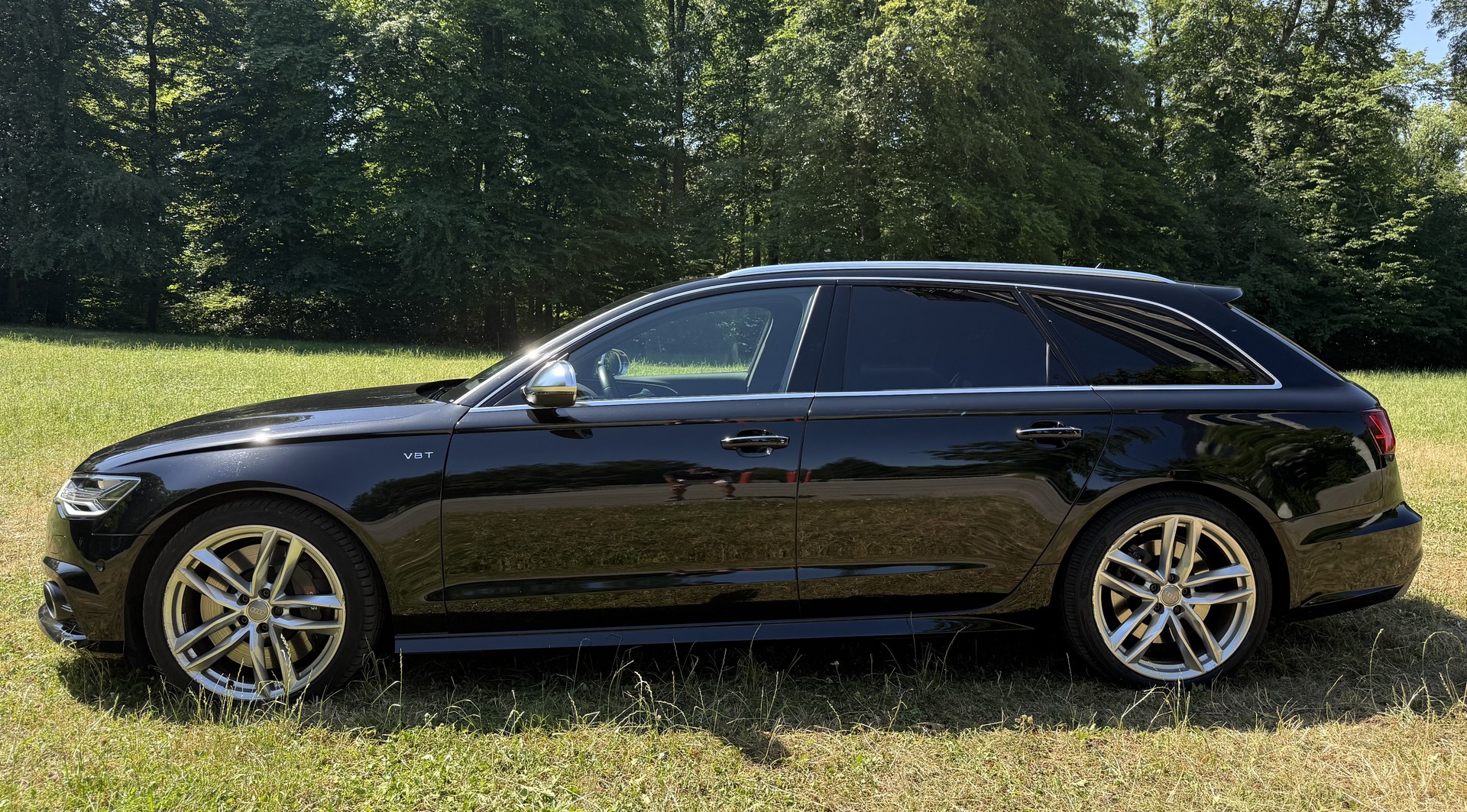 AUDI 4.0 V8 TFSI quattro S-Tronic-image-1