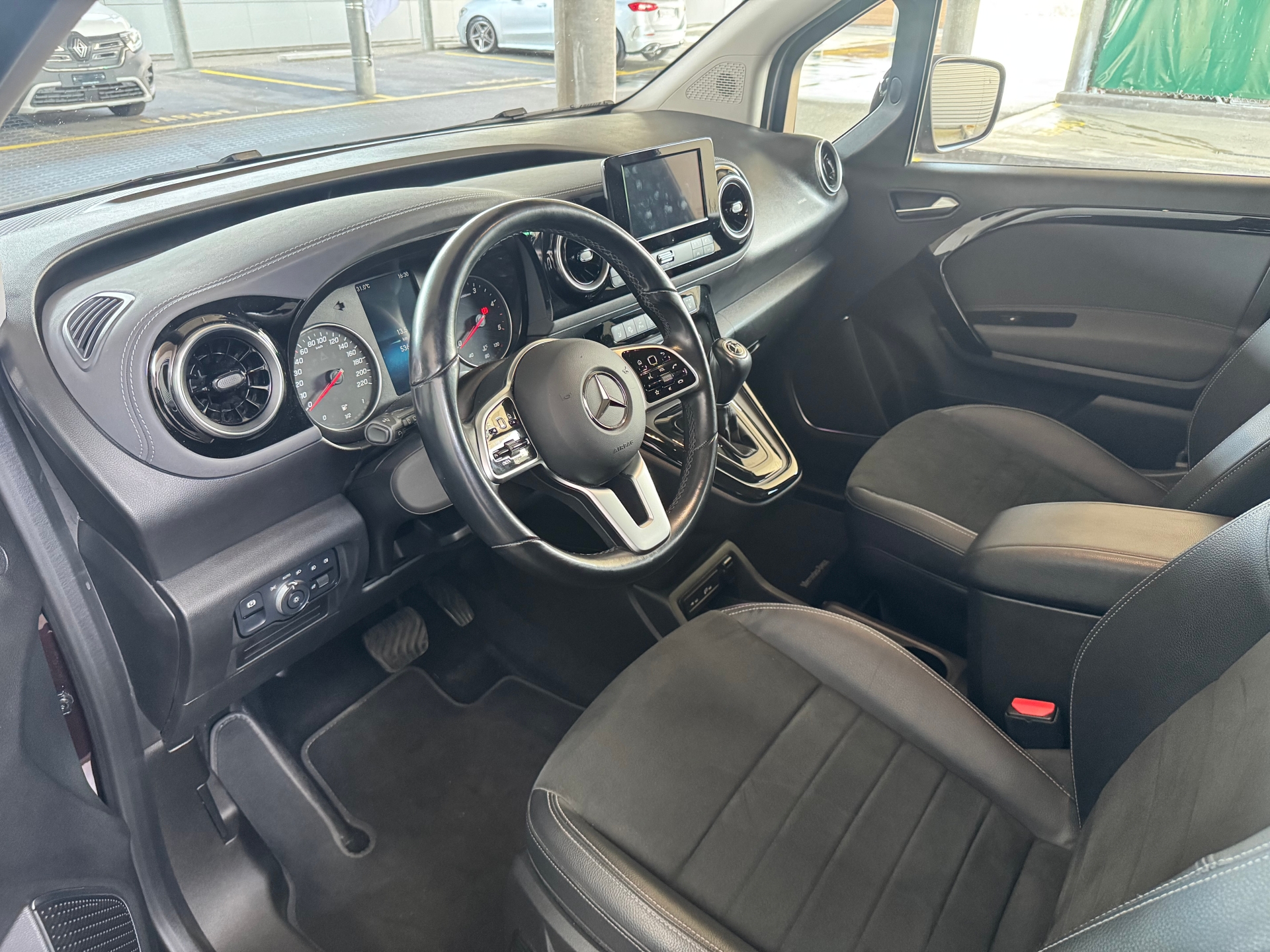 MERCEDES-BENZ T-Klasse W420 Van S 180 d Styl-image-5