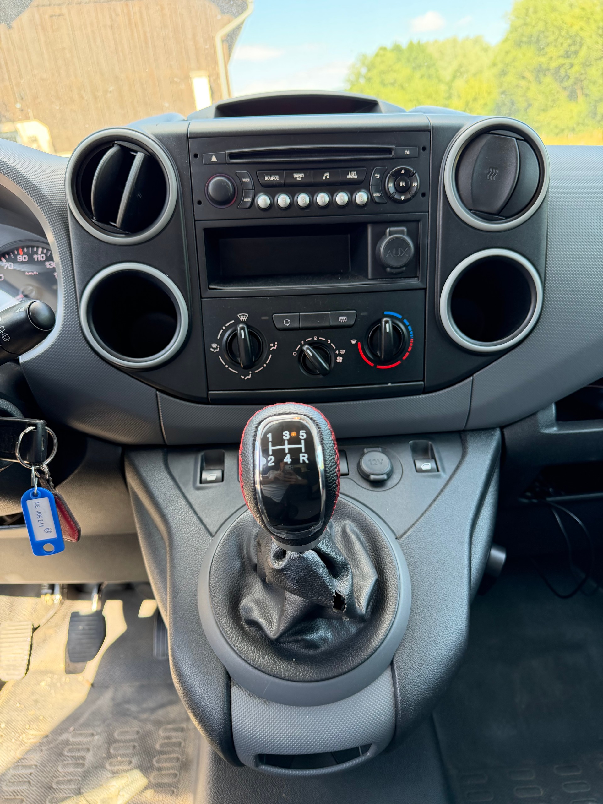 PEUGEOT Partner 1.6 VTi Active-image-9