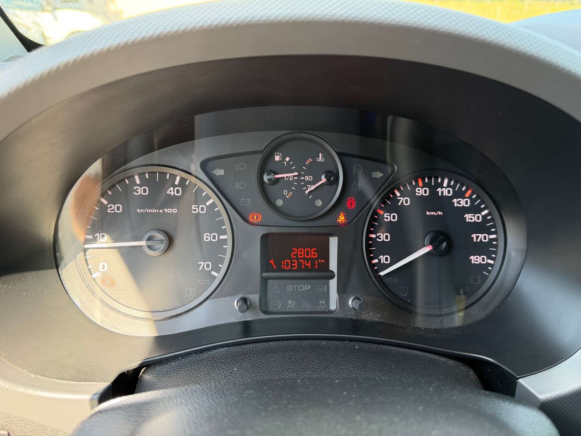 PEUGEOT Partner 1.6 VTi Active-image-12