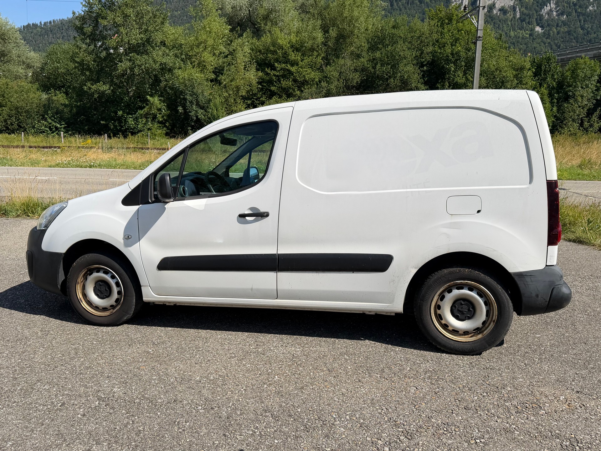 PEUGEOT Partner 1.6 VTi Active-image-6