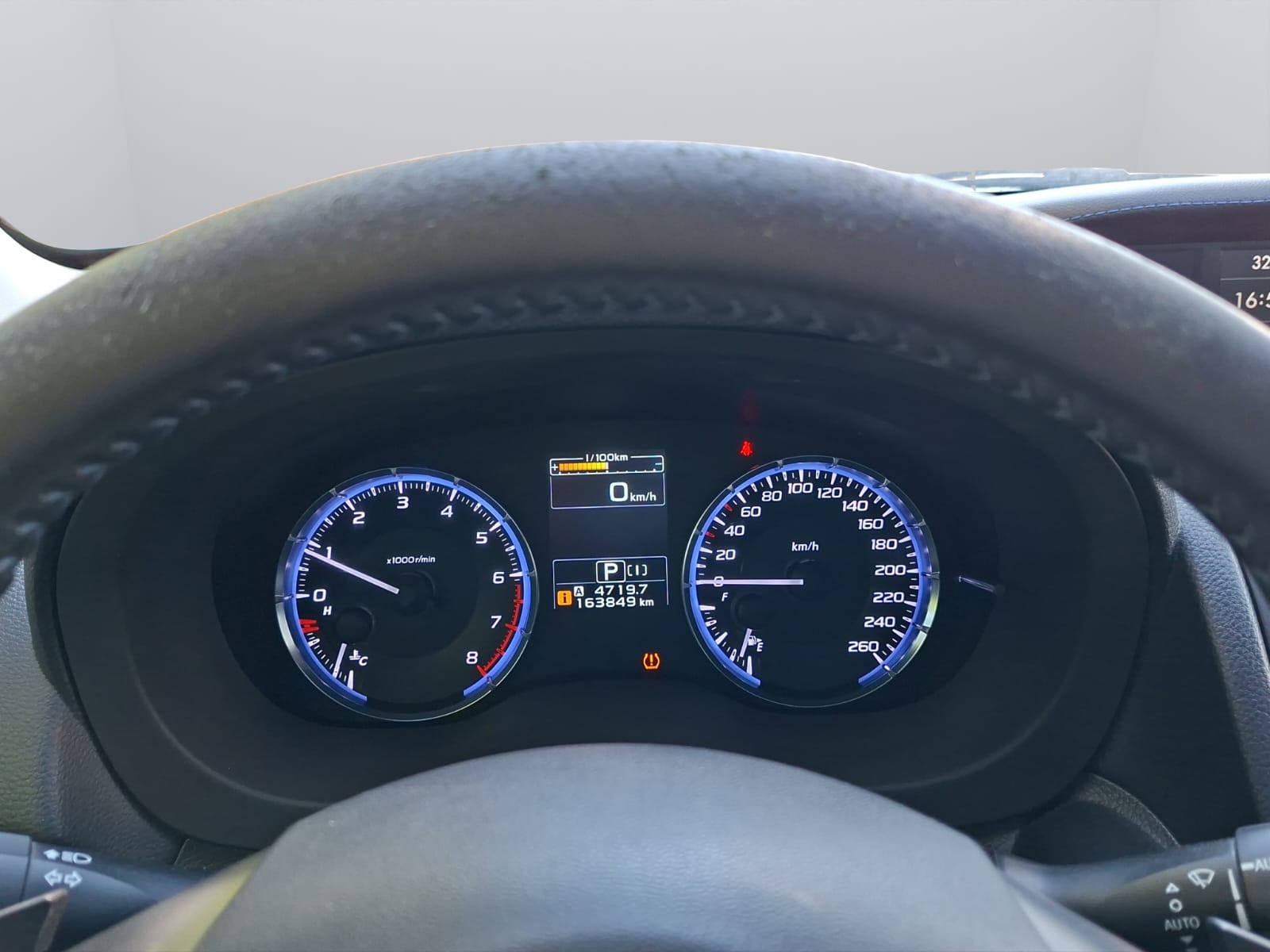 SUBARU Levorg 1.6DIT Luxury S AWD Lineartronic-image-18