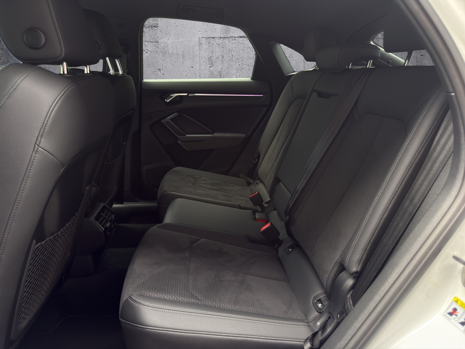 AUDI Q3 Sportback 40 TFSI S line quattro S-tronic *CH-Fahrzeug / Werksgarantie / Gratisservice*-image-10