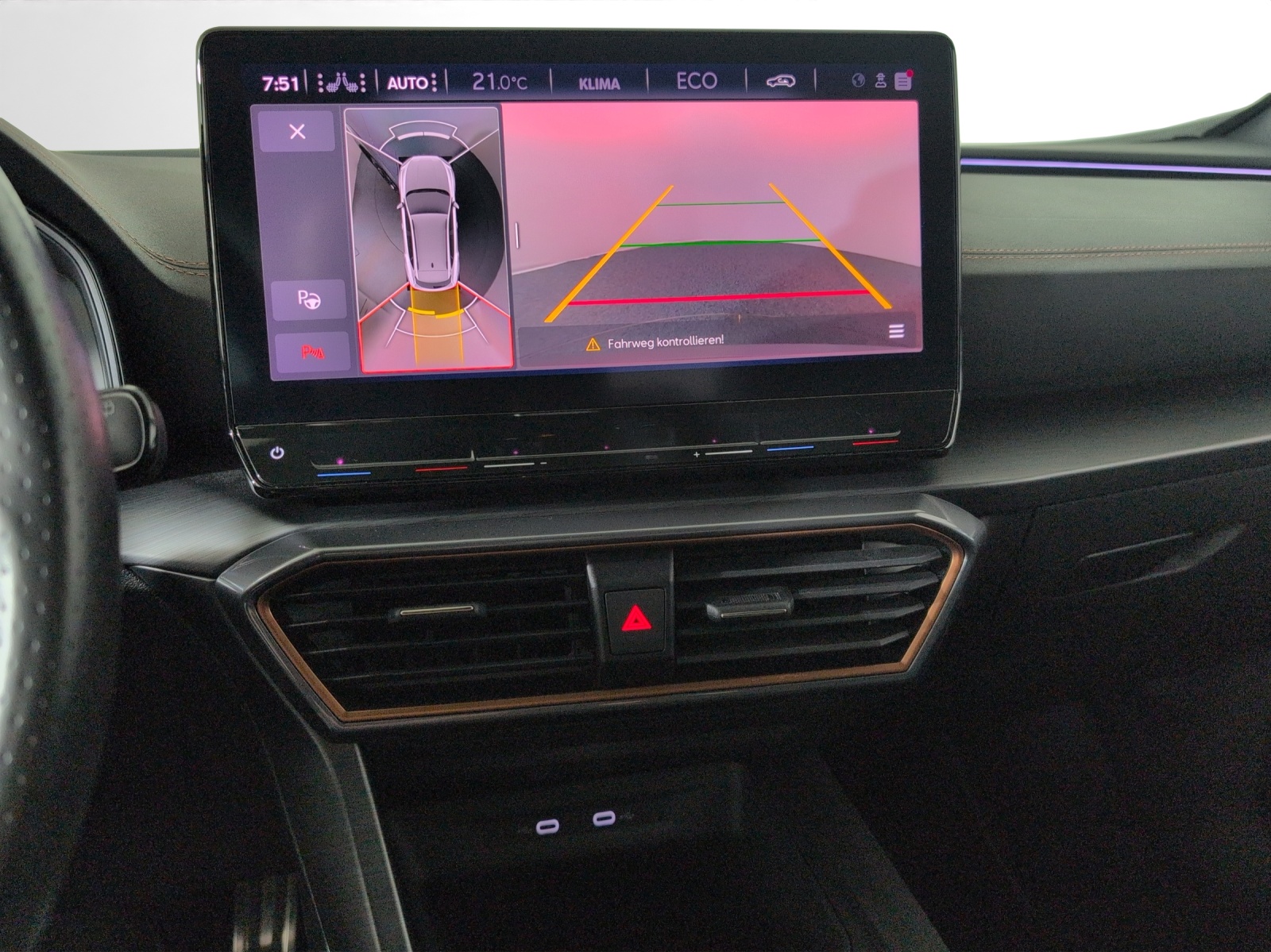 CUPRA Formentor 1.4 e-HYBRID pHEV VZ DSG-image-12