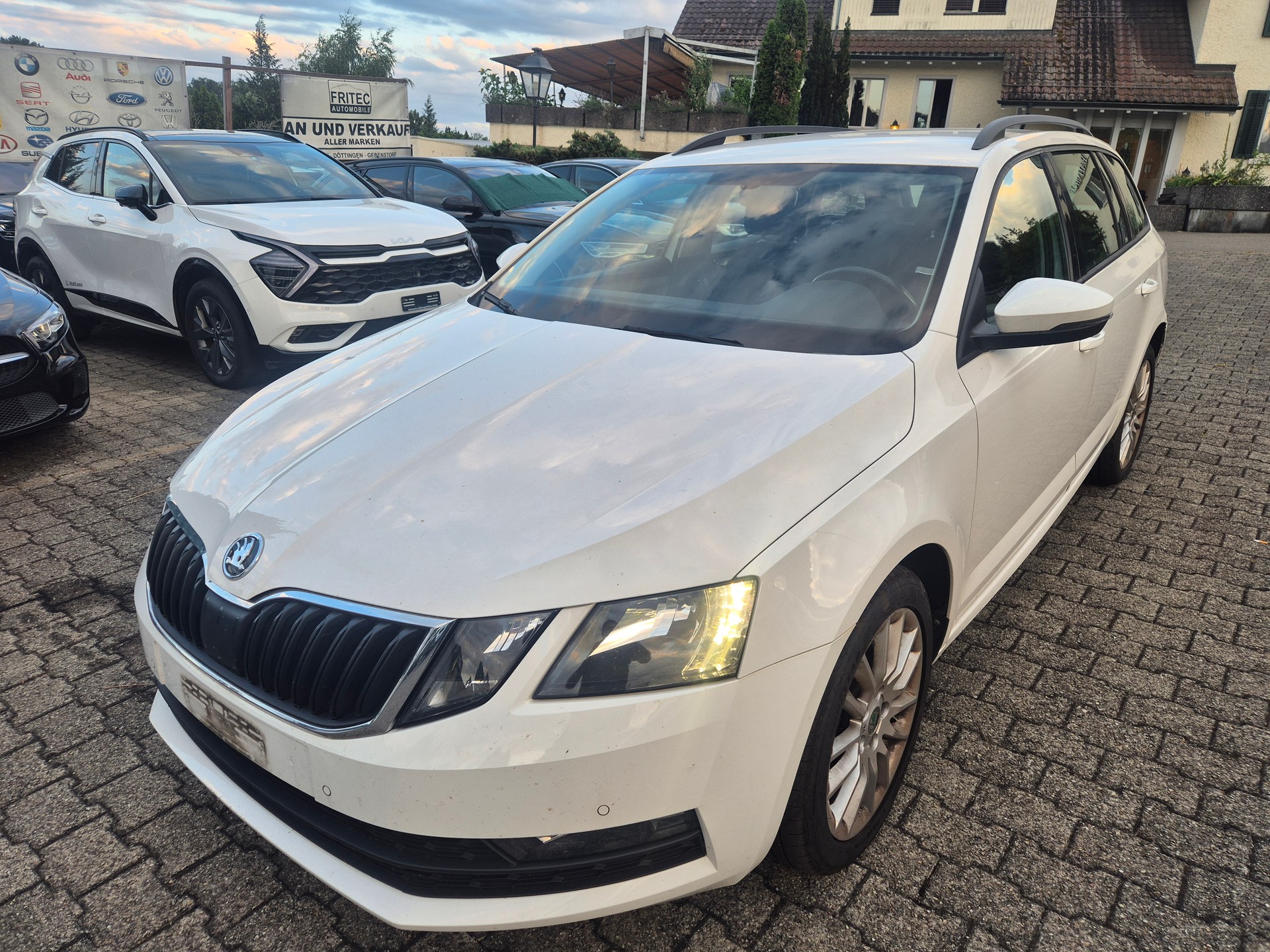 SKODA Octavia Combi 2.0 TDI Ambition 4x4 DSG