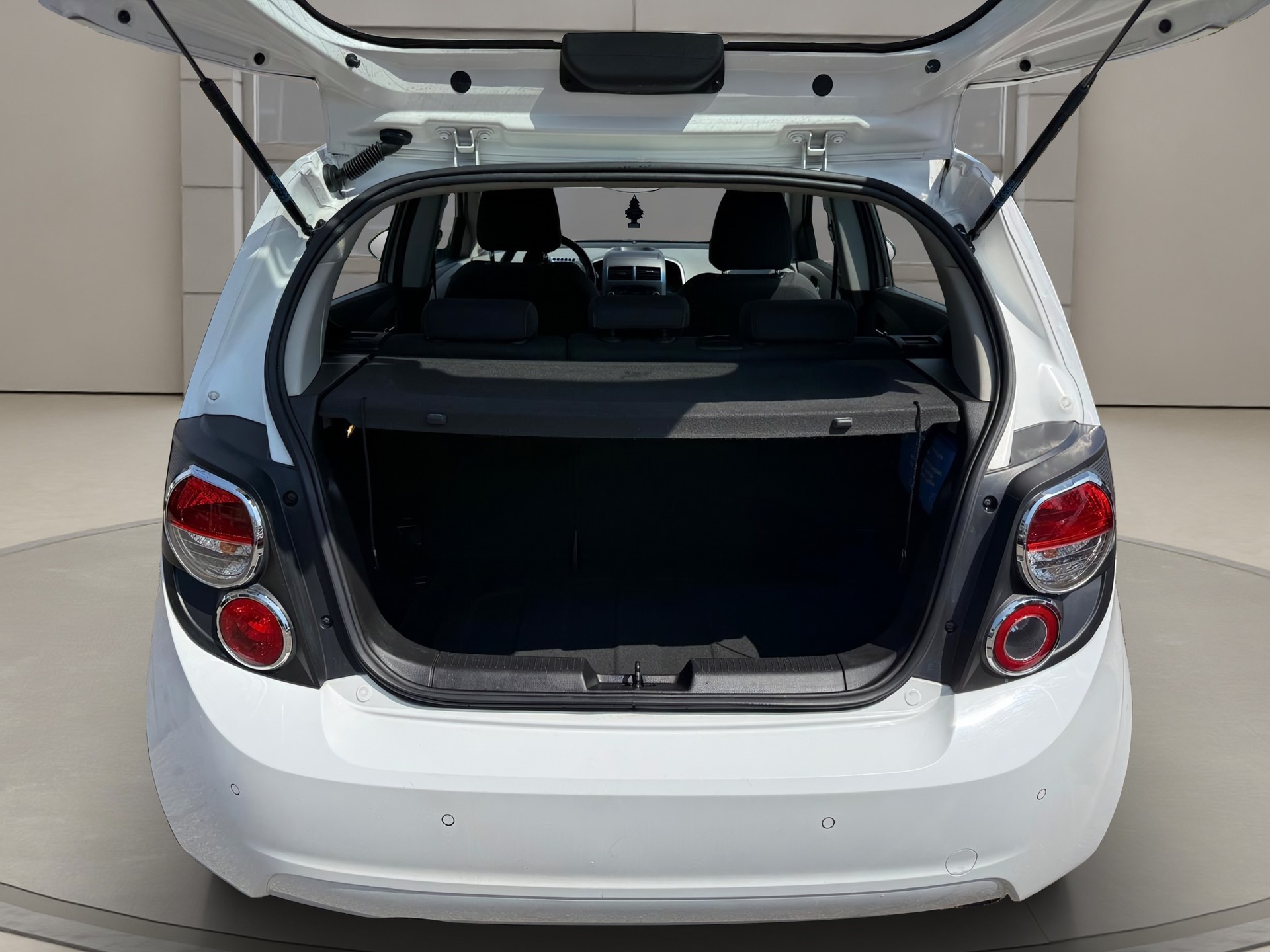 CHEVROLET Aveo 1.6 LTZ-image-14