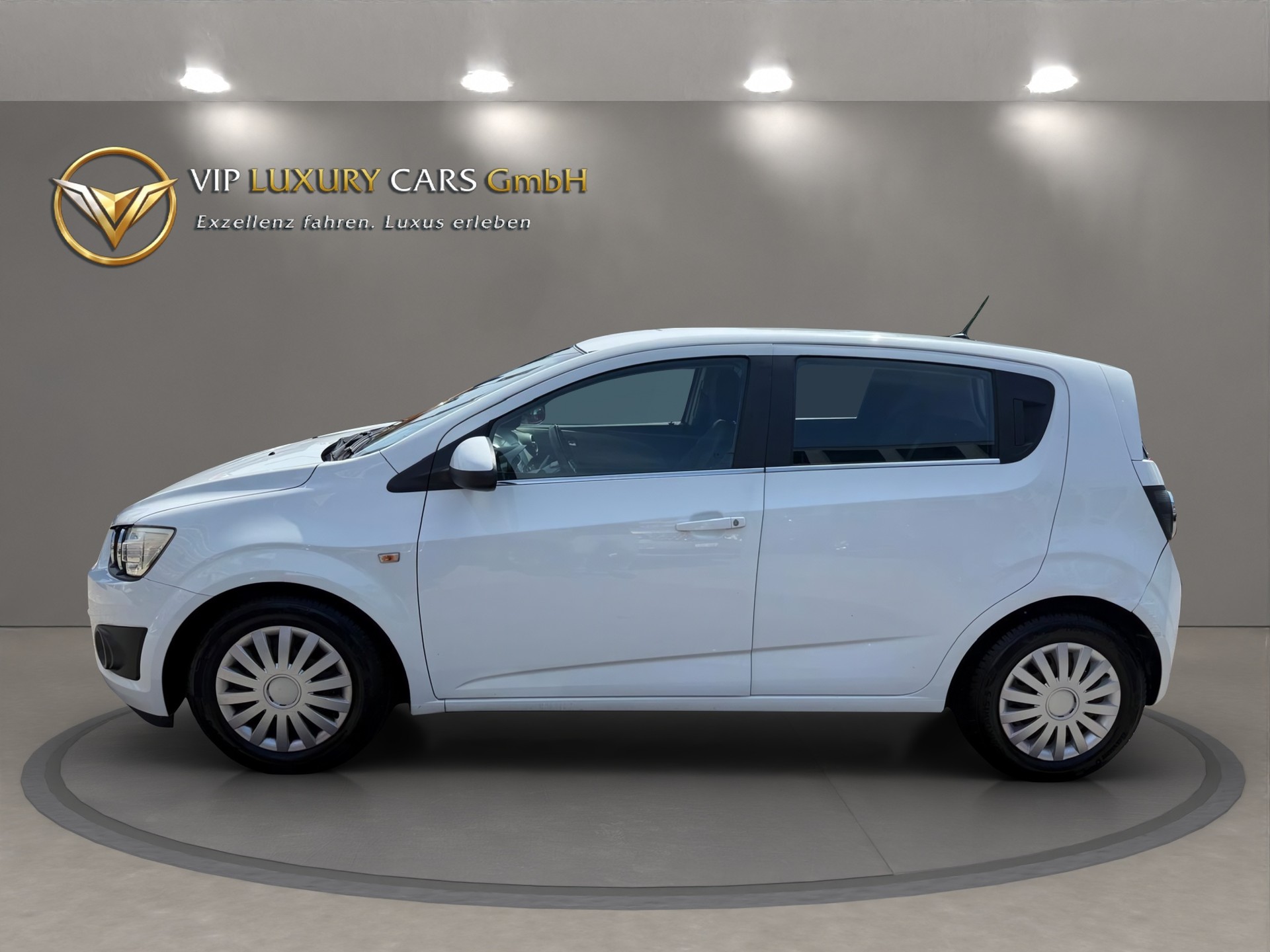 CHEVROLET Aveo 1.6 LTZ-showroom-element-3
