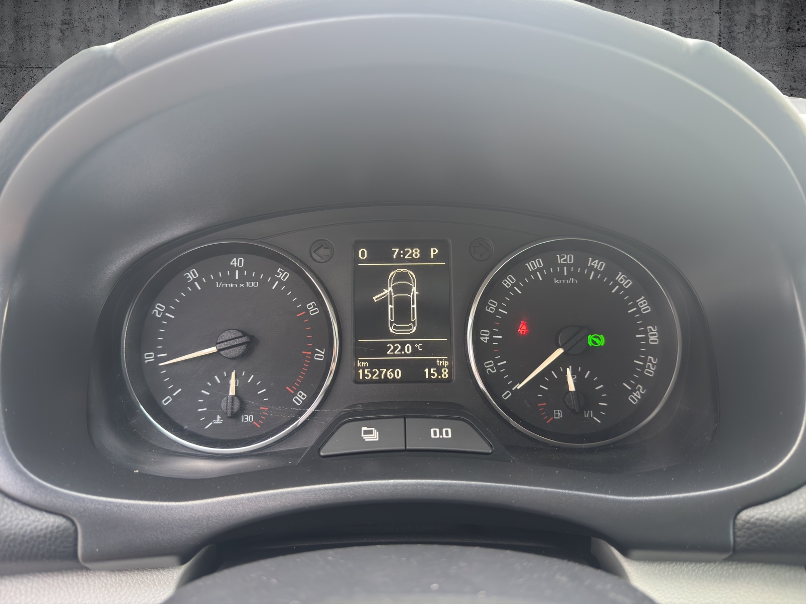SKODA Roomster 1.2 TSI Ambition DSG-image-13