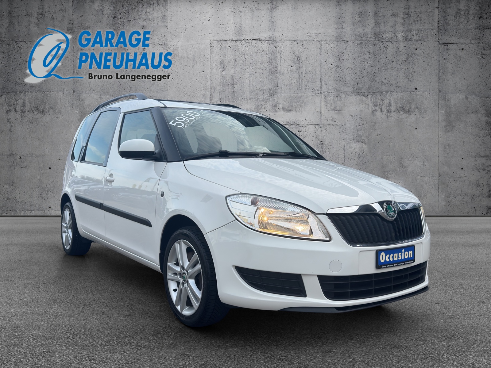 SKODA Roomster 1.2 TSI Ambition DSG-image-0