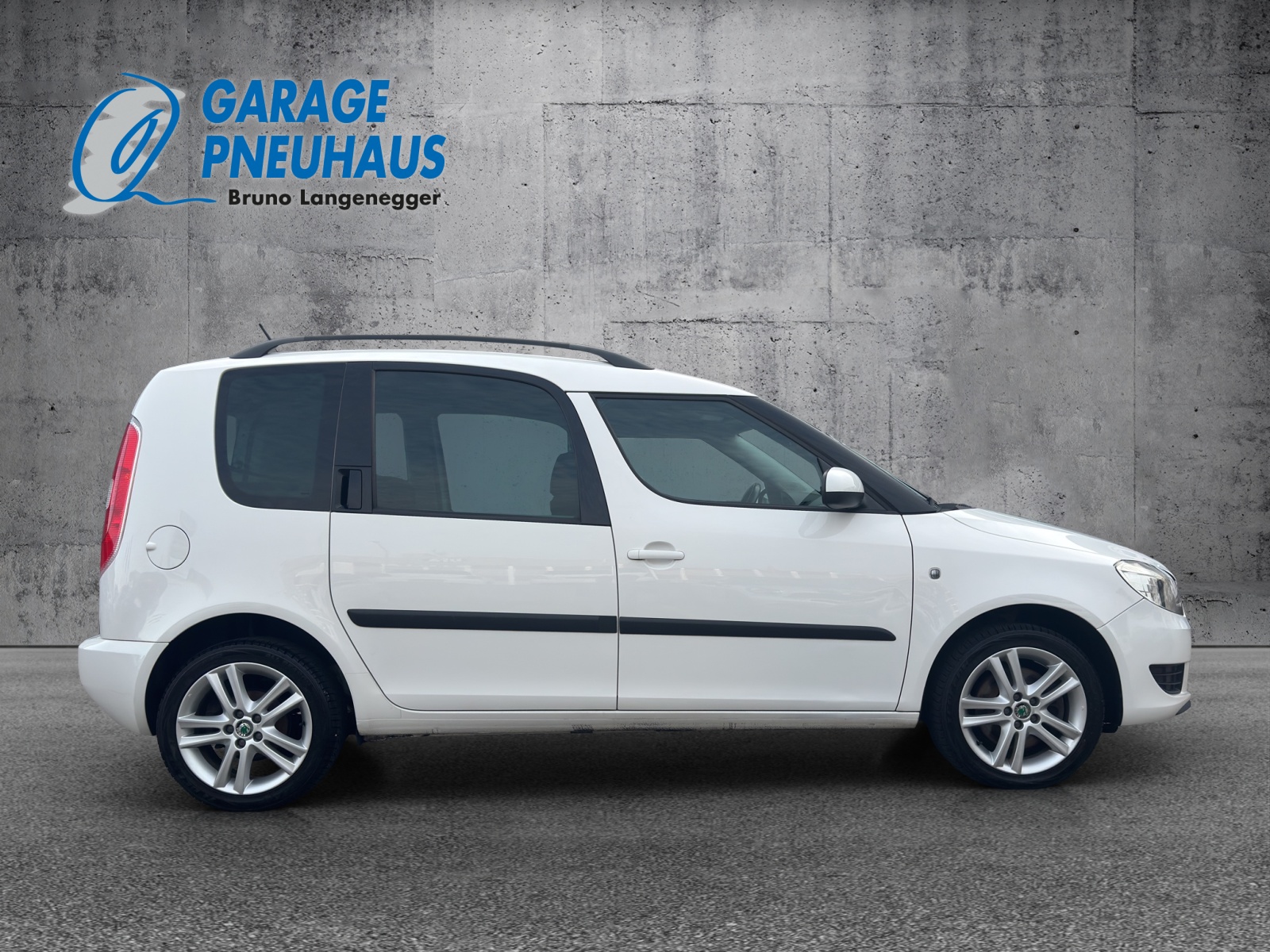 SKODA Roomster 1.2 TSI Ambition DSG-image-20