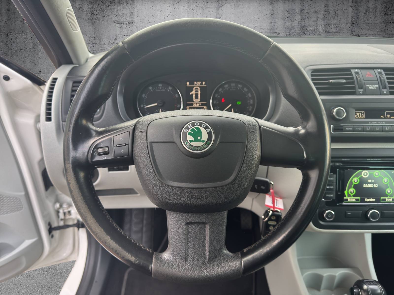 SKODA Roomster 1.2 TSI Ambition DSG-image-12