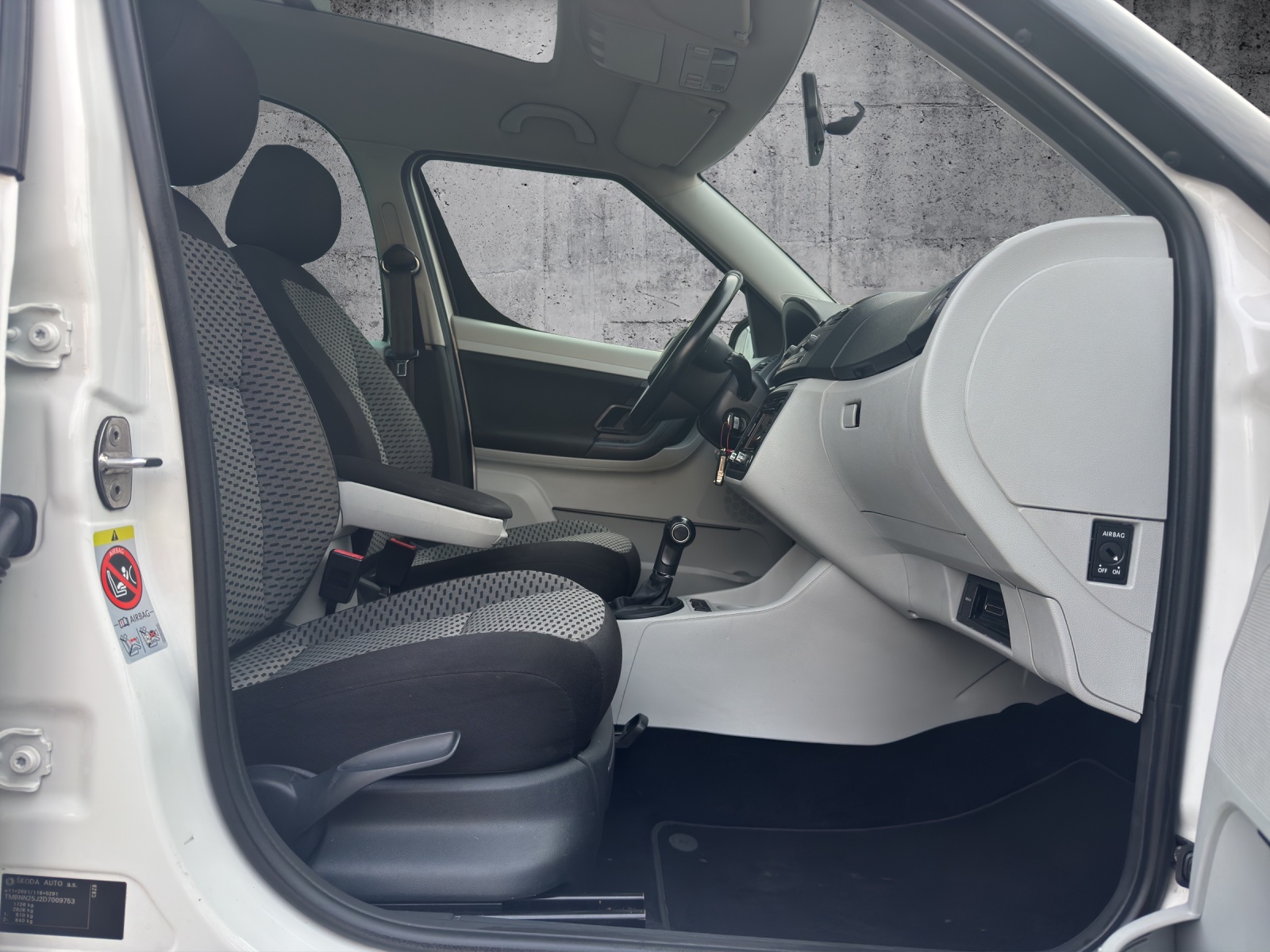 SKODA Roomster 1.2 TSI Ambition DSG-image-11