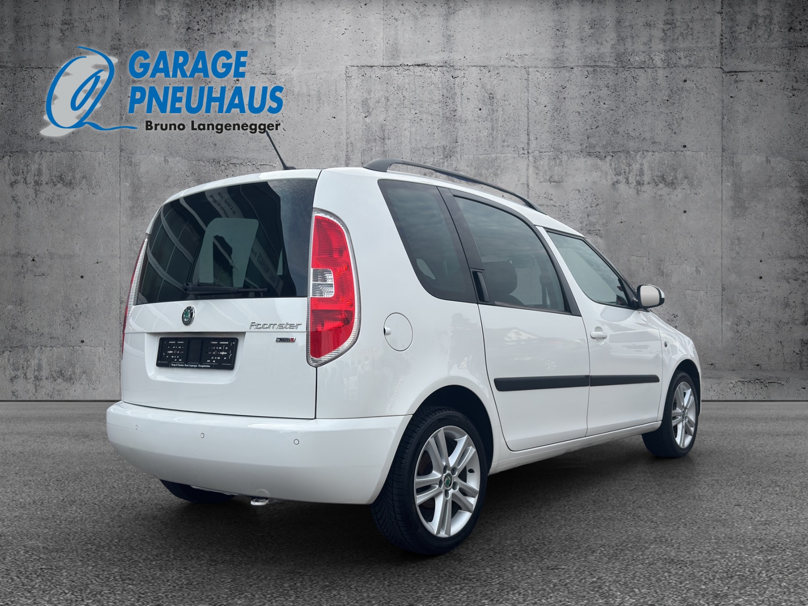 SKODA Roomster 1.2 TSI Ambition DSG-image-3