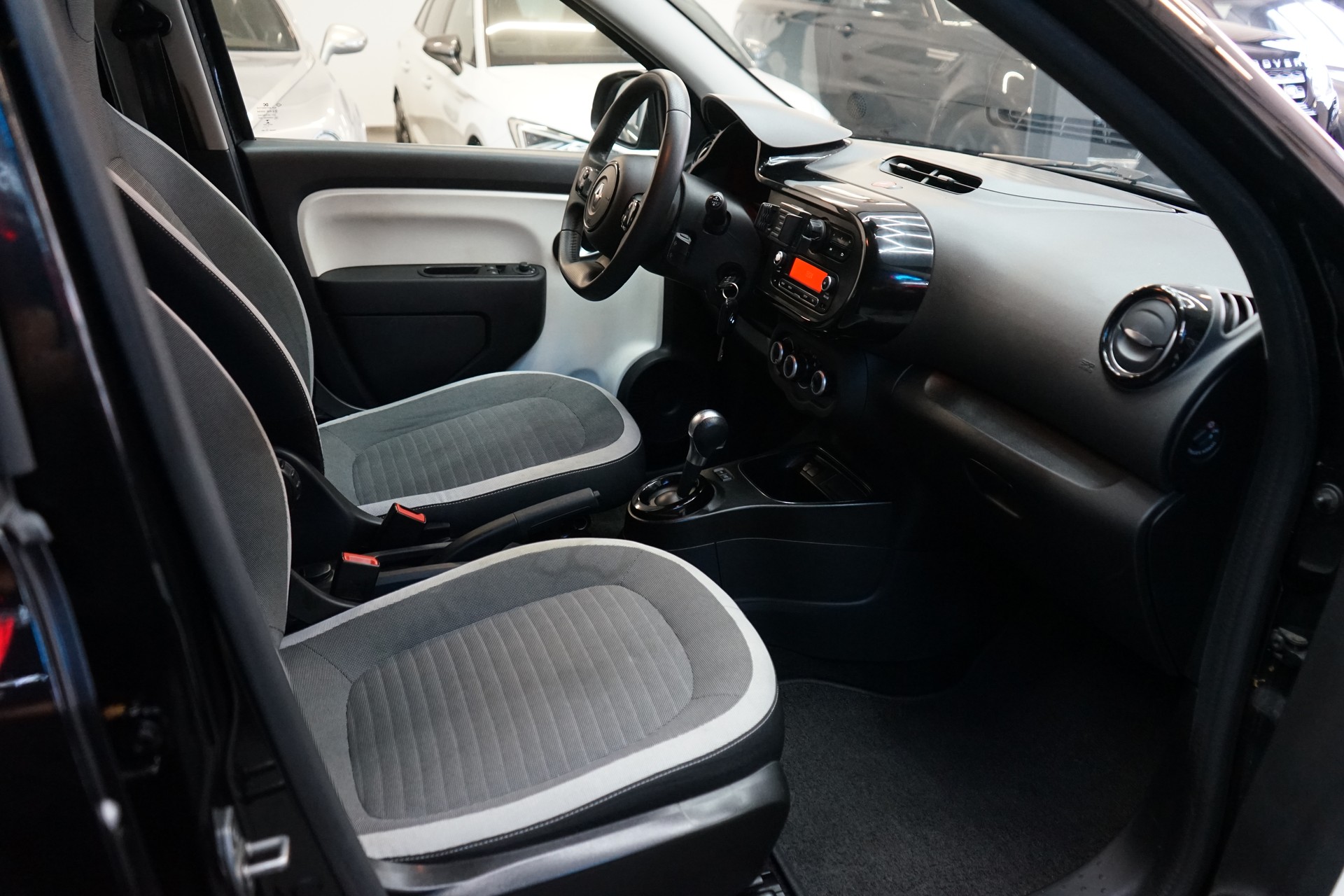 RENAULT Twingo TCe 95 Urban EDC-image-8