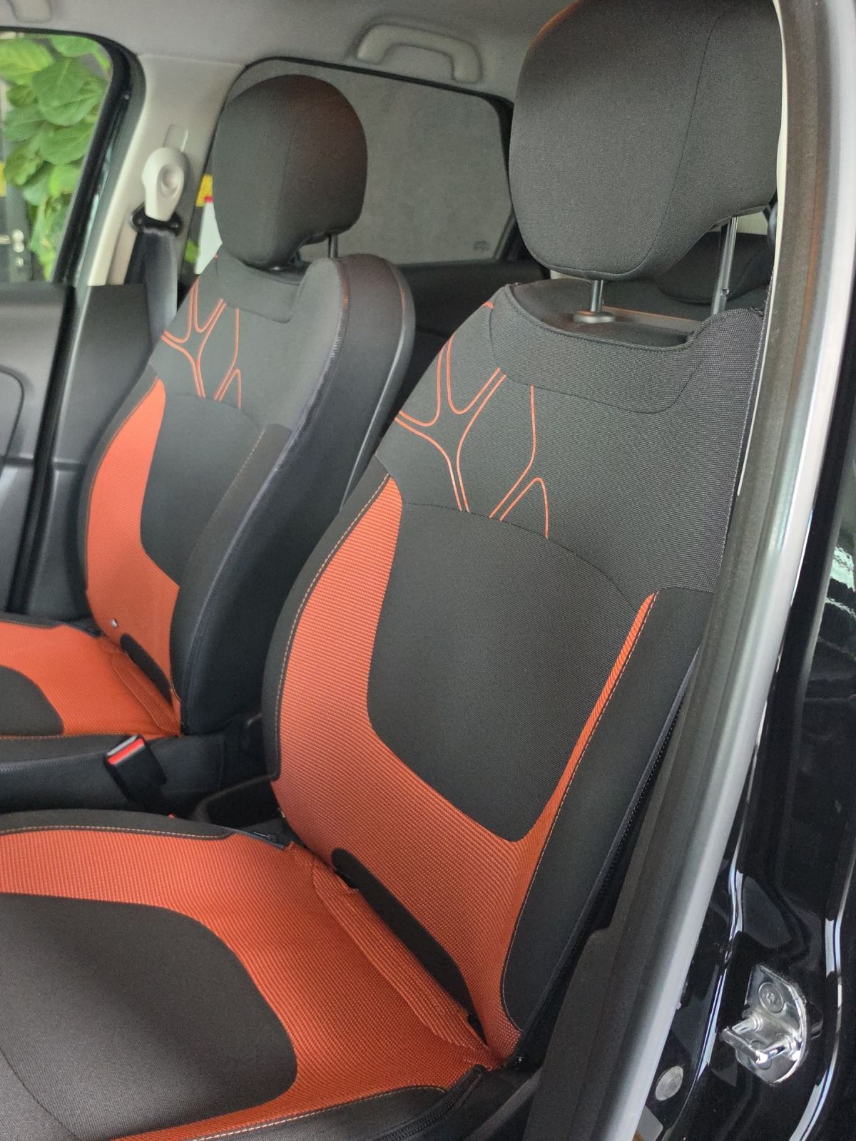 RENAULT Captur 1.2 T 16V Privilège EDC-image-7