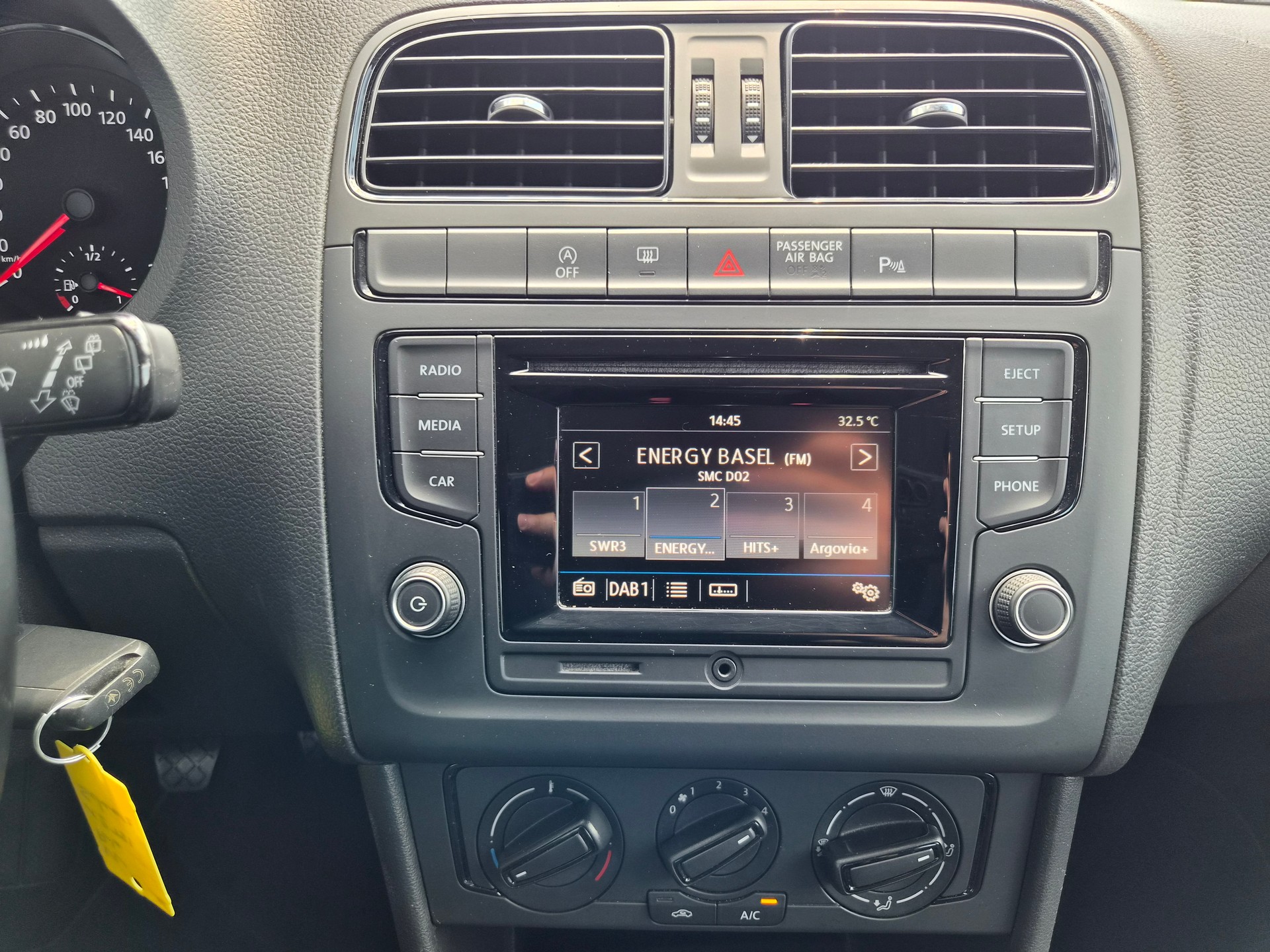 VW Polo 1.2 TSI BMT Value-image-16