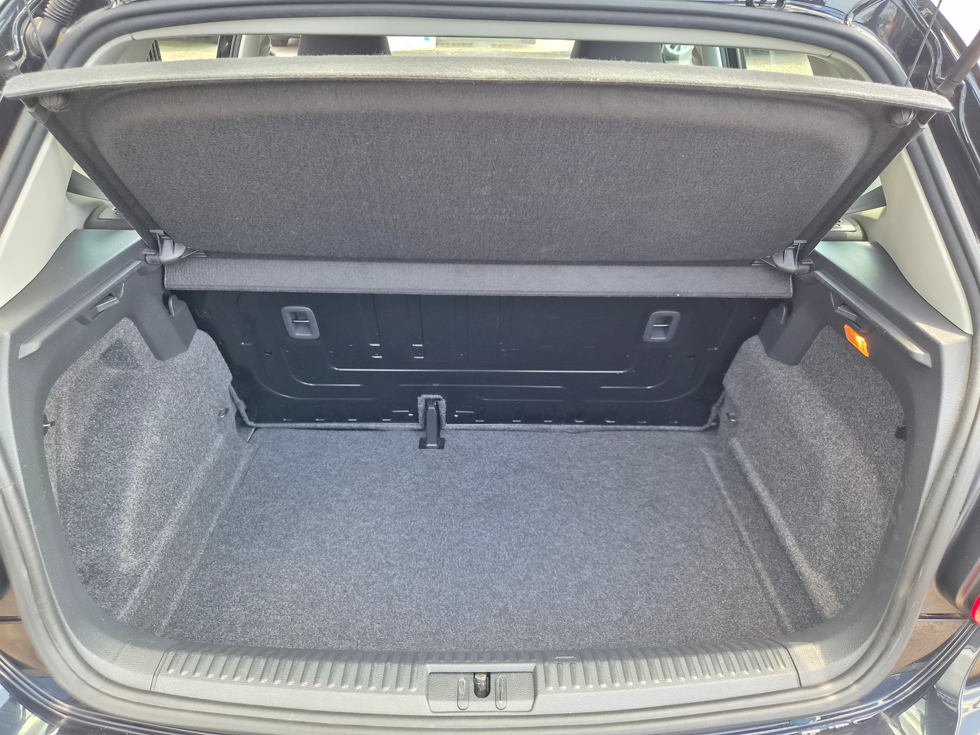 VW Polo 1.2 TSI BMT Value-image-11