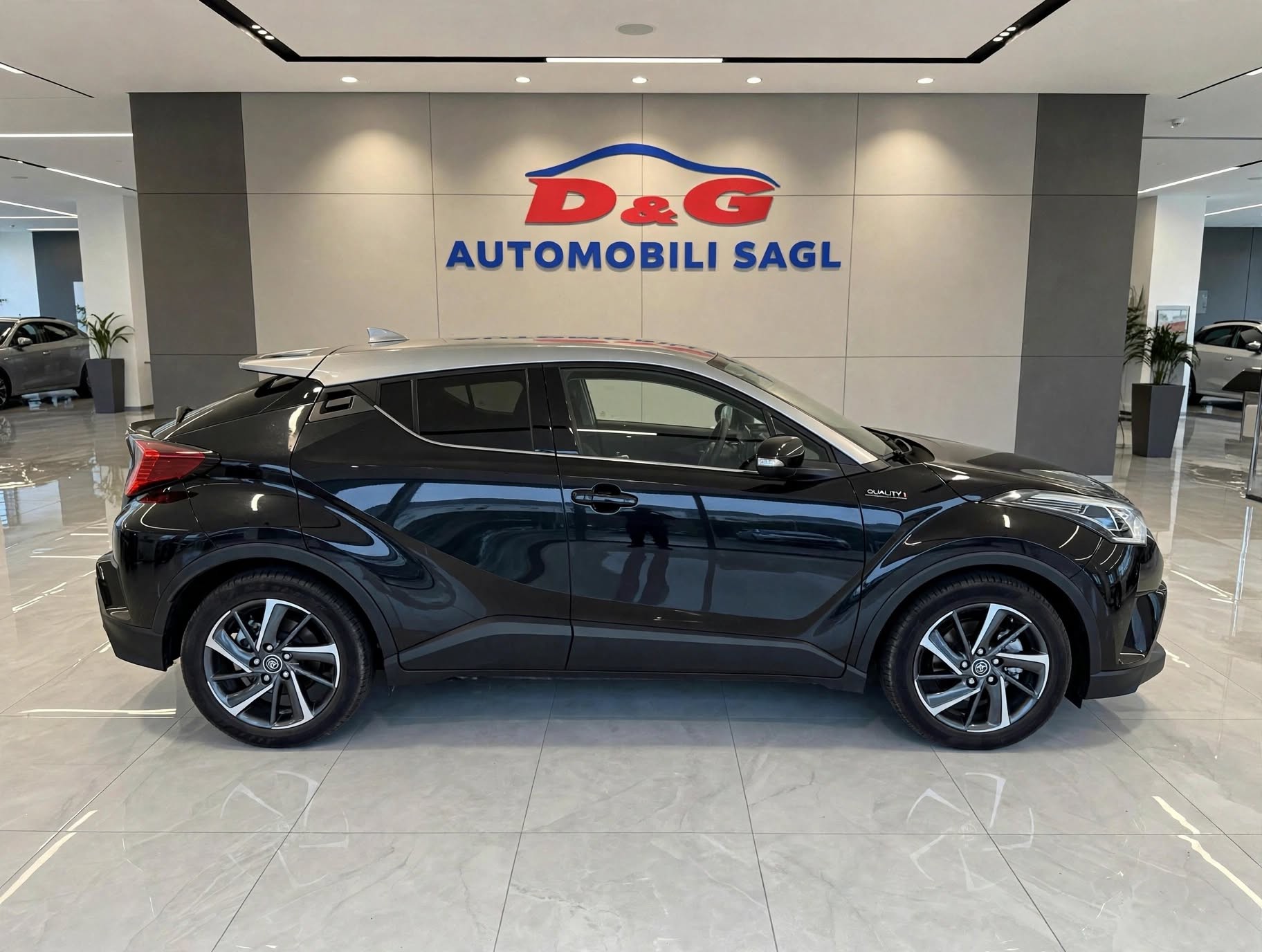 TOYOTA C-HR 2.0 HSD CVT Move
