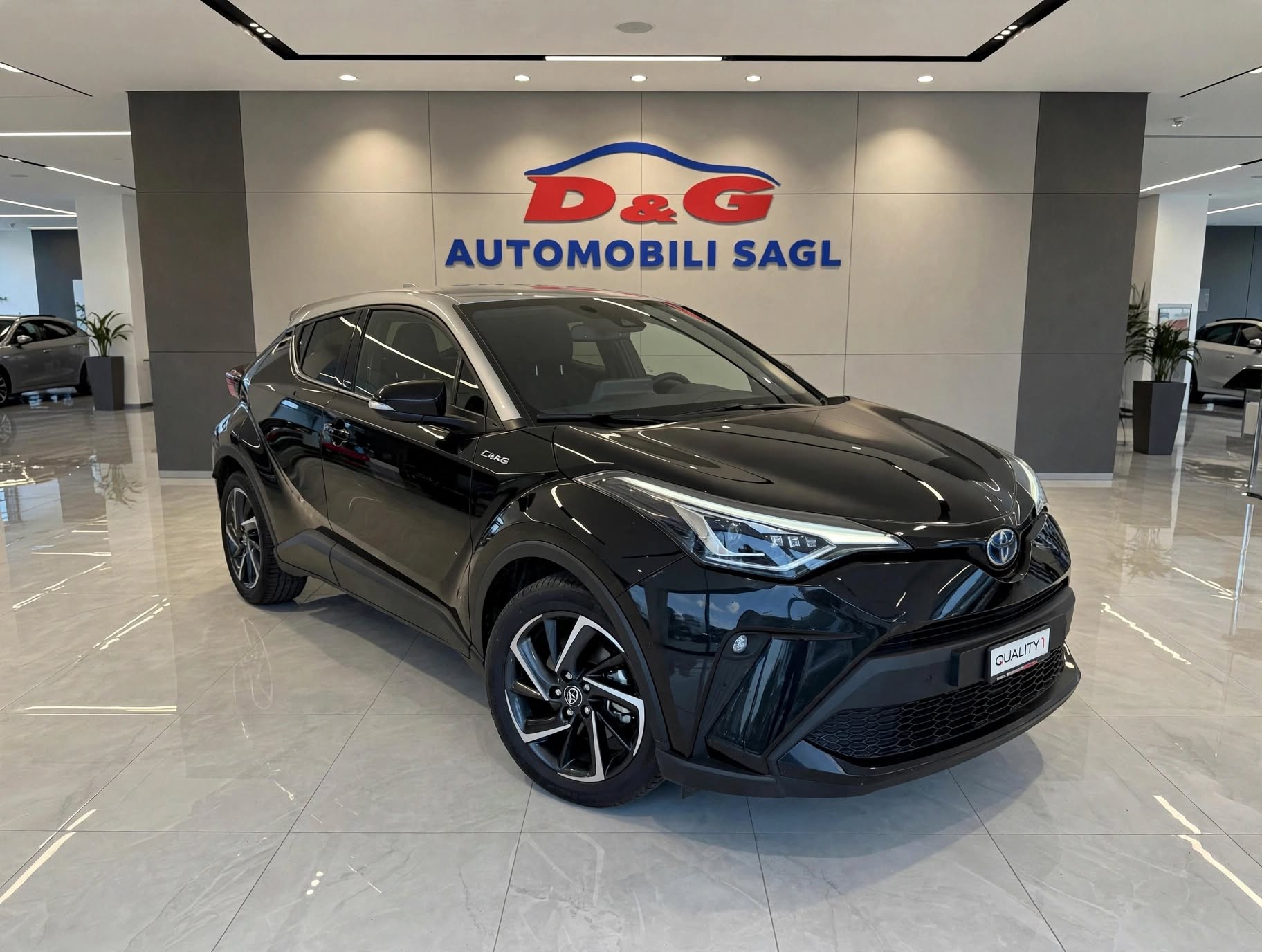 TOYOTA C-HR 2.0 HSD CVT Move-image-1