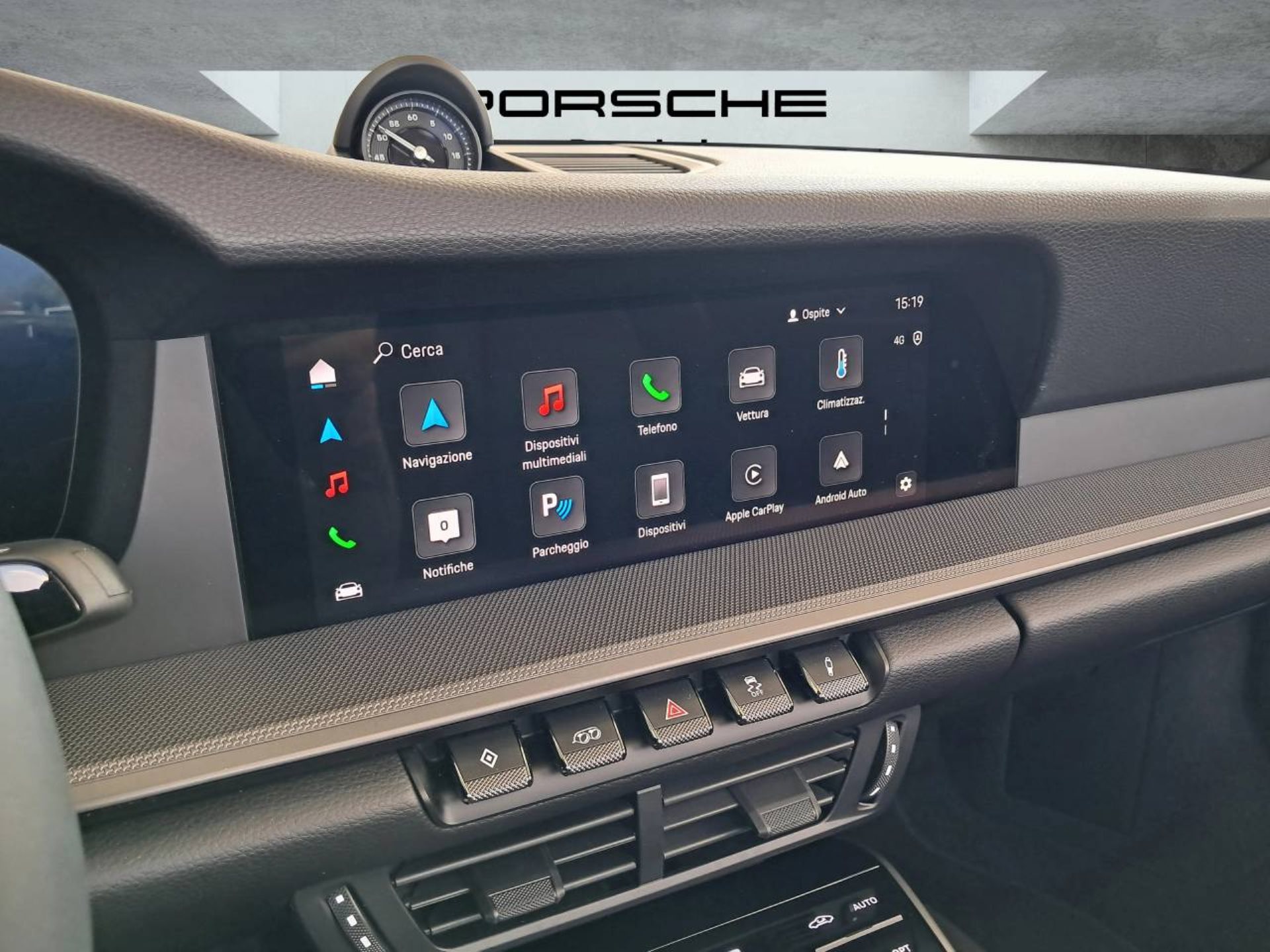 PORSCHE 911 Carrera Cabriolet-image-21