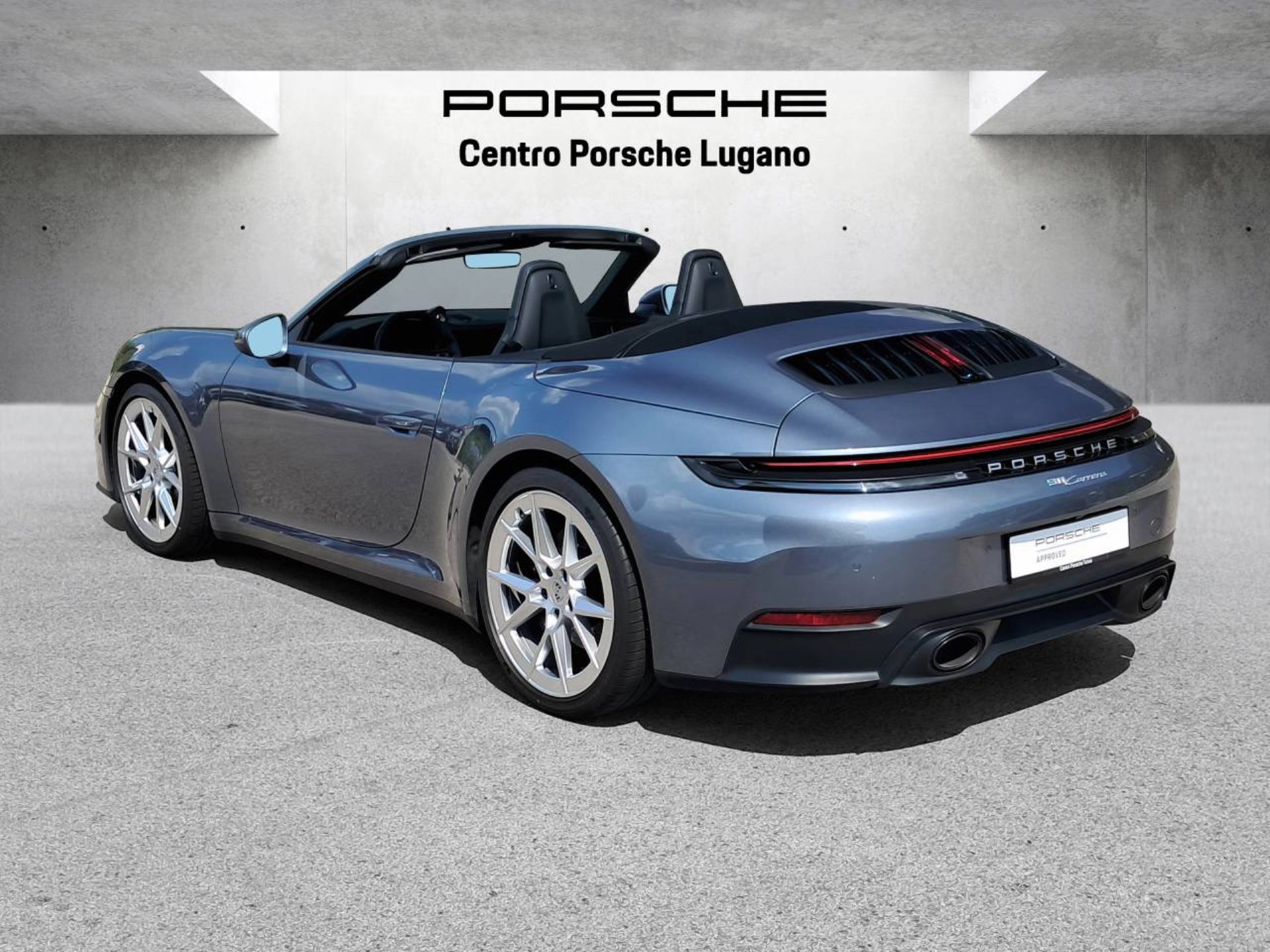 PORSCHE 911 Carrera Cabriolet-image-6