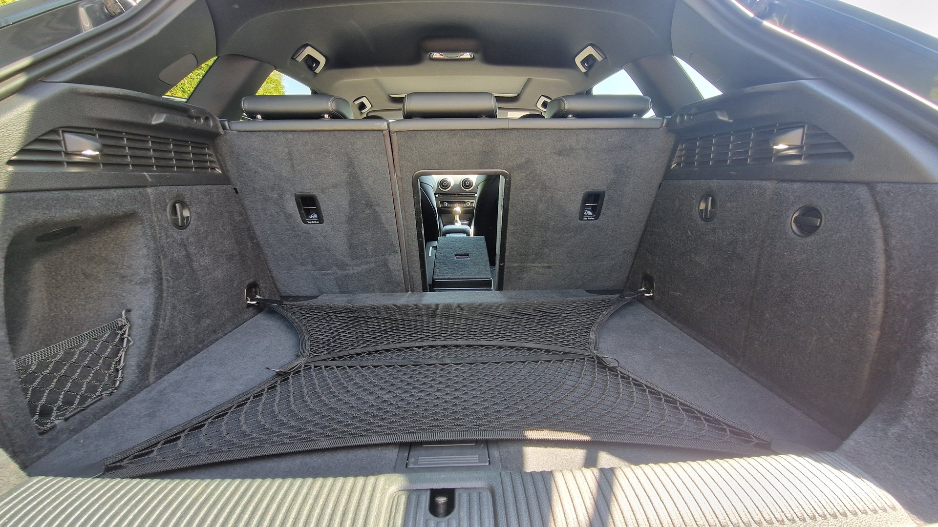 AUDI RS3 2.5 TFSI quattro S-Tronic-image-13