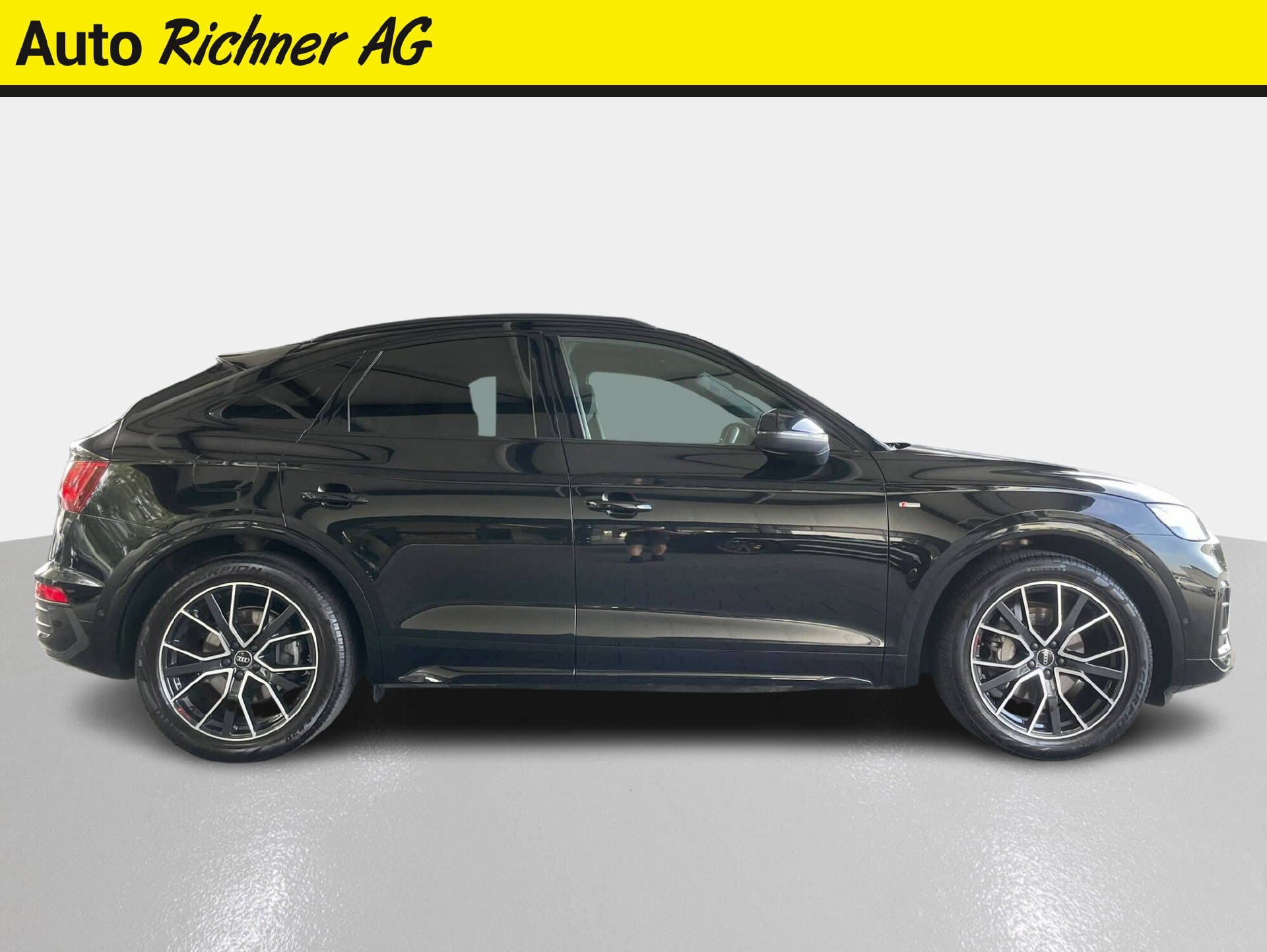 AUDI Q5 Sportback 2.0 40 TDI S Line quattro S-Tronic-image-2