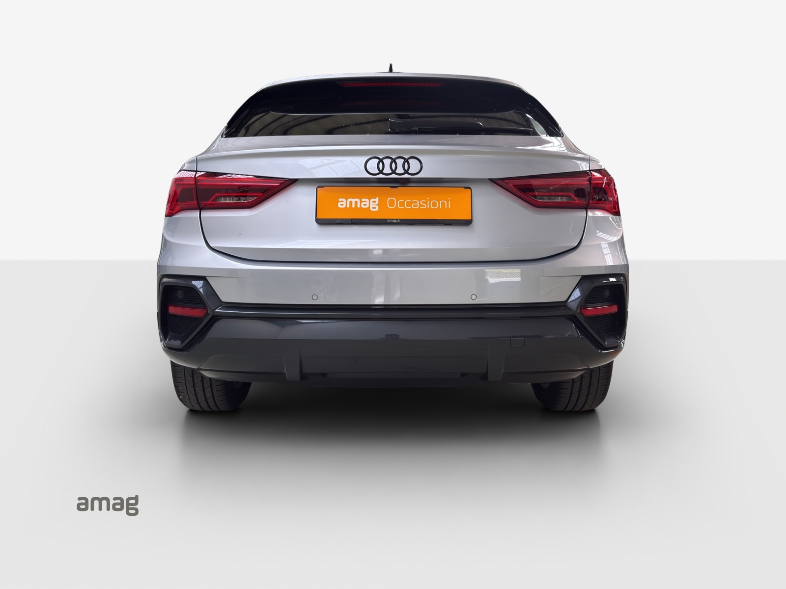 AUDI Q3 Sportback 35 TFSI Attraction S-tronic-image-3