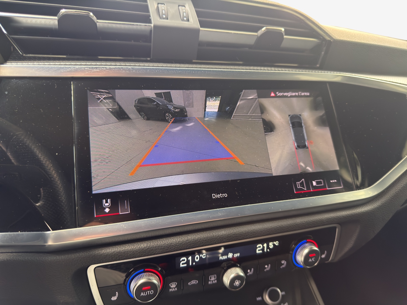 AUDI Q3 Sportback 35 TFSI Attraction S-tronic-image-14