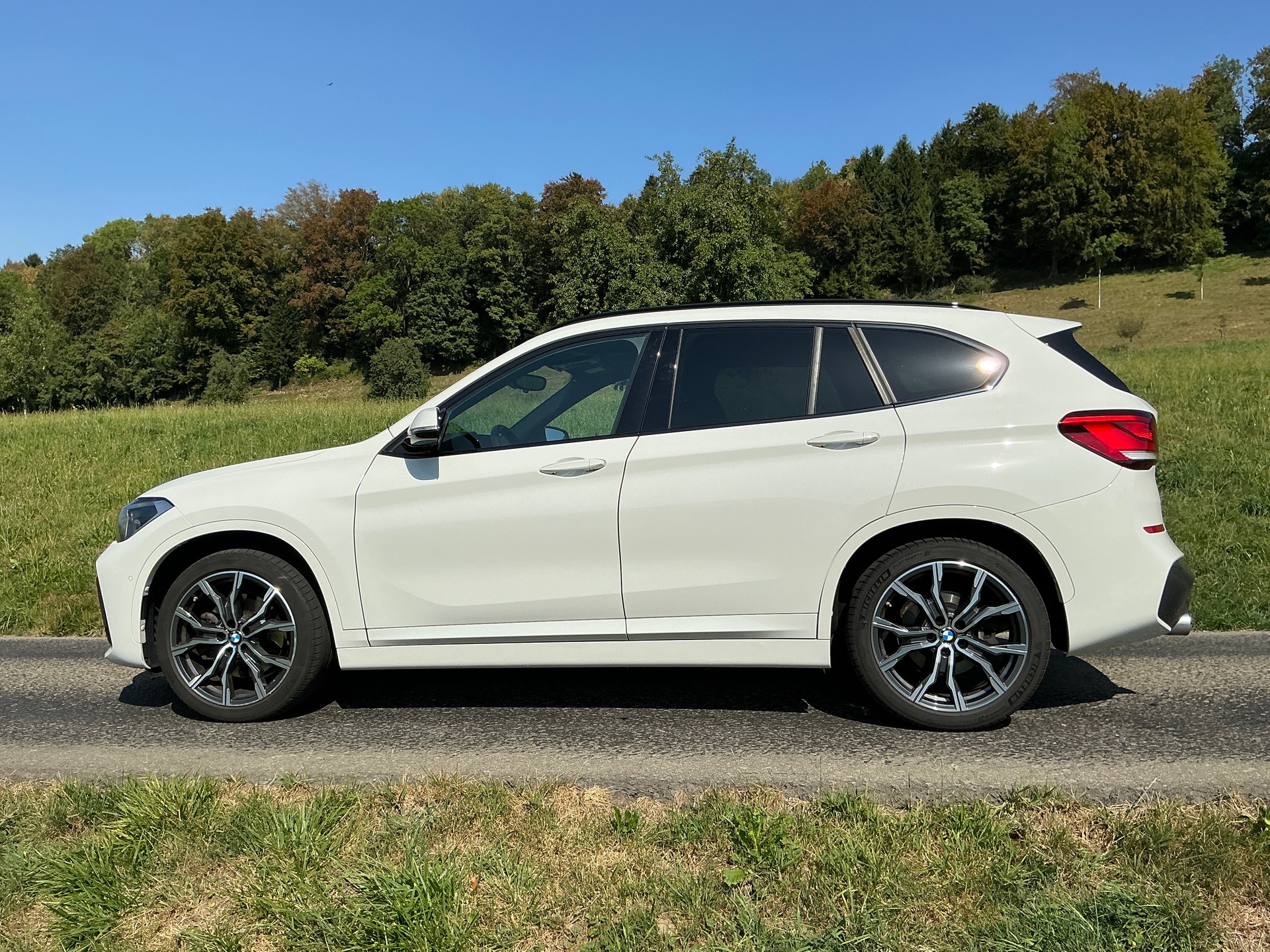 BMW X1 xDrive 25i M Sport Steptronic-image-3