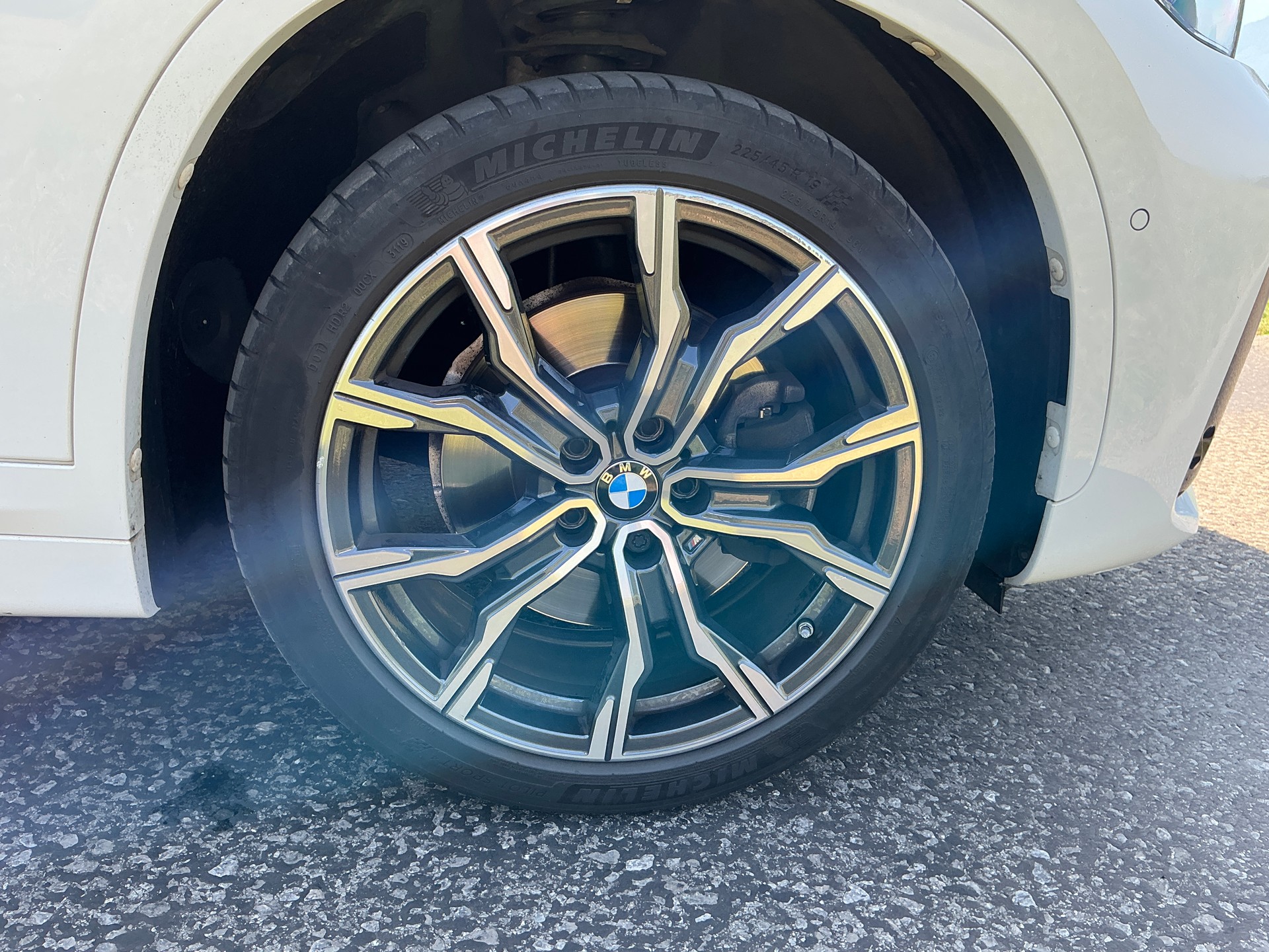 BMW X1 xDrive 25i M Sport Steptronic-image-18