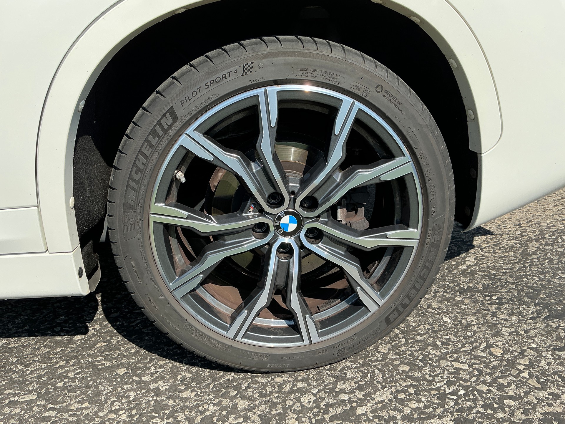 BMW X1 xDrive 25i M Sport Steptronic-image-15