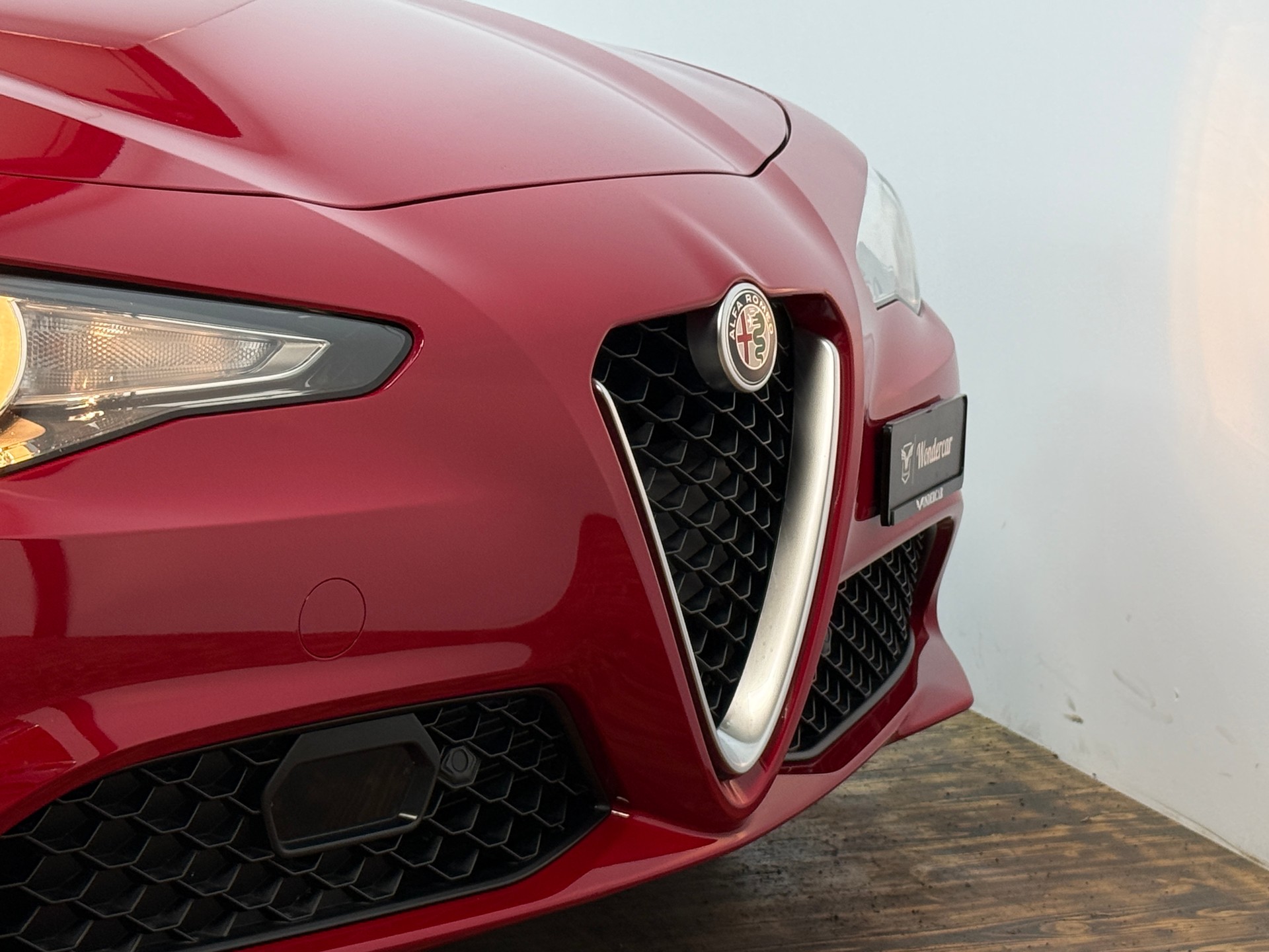 ALFA ROMEO Giulia 2.0 Super Automatic-image-1