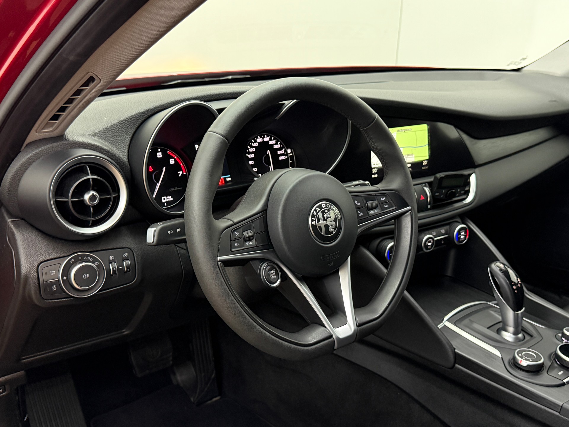 ALFA ROMEO Giulia 2.0 Super Automatic-image-26
