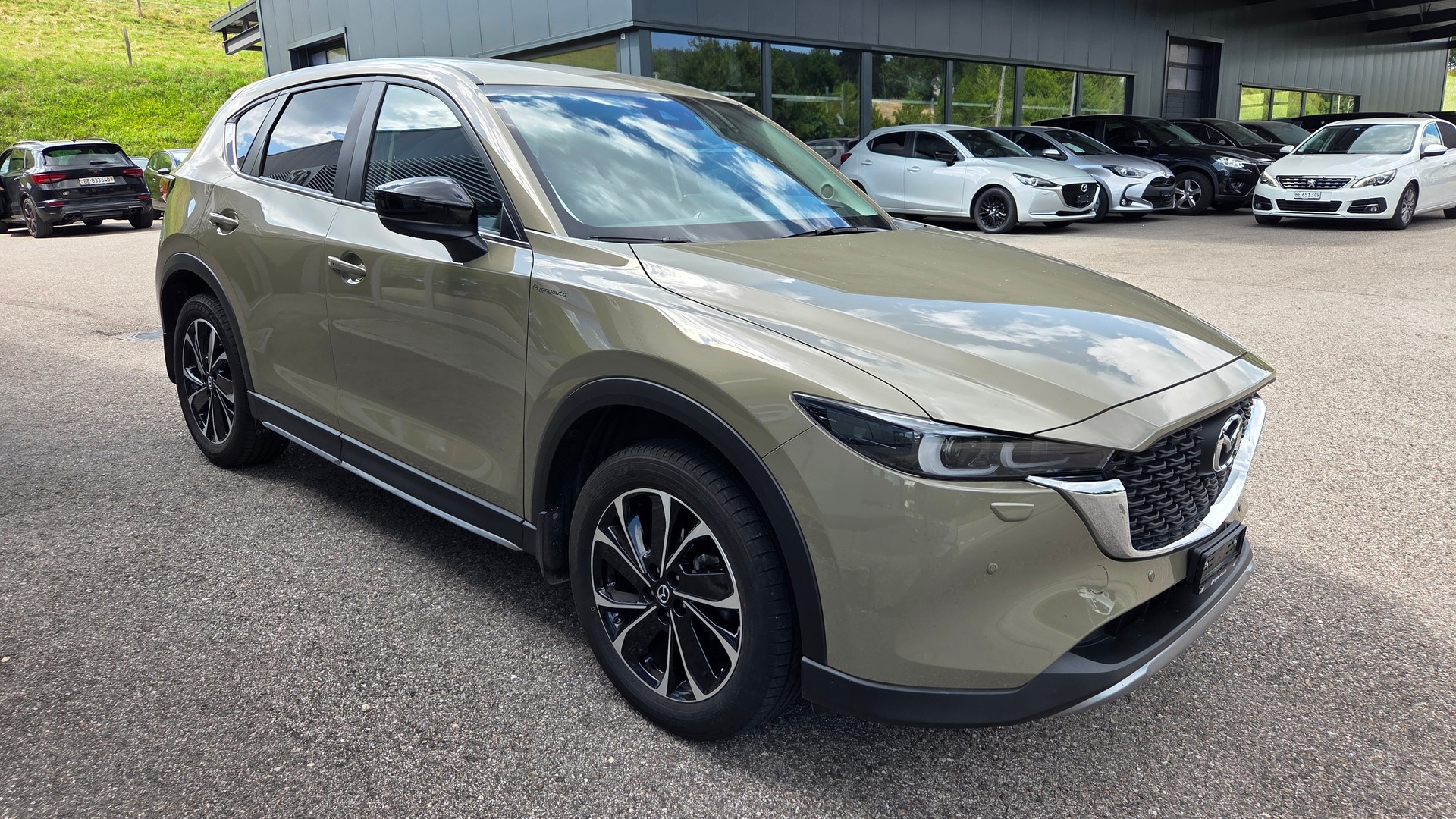 MAZDA CX-5 SKYACTIV-G 194 Newground AWD Automat-image-3