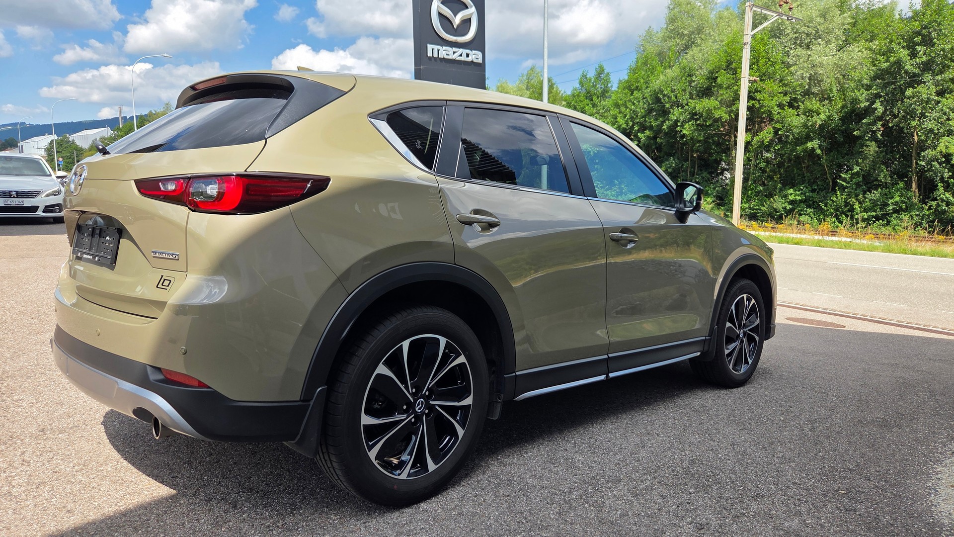 MAZDA CX-5 SKYACTIV-G 194 Newground AWD Automat-image-4