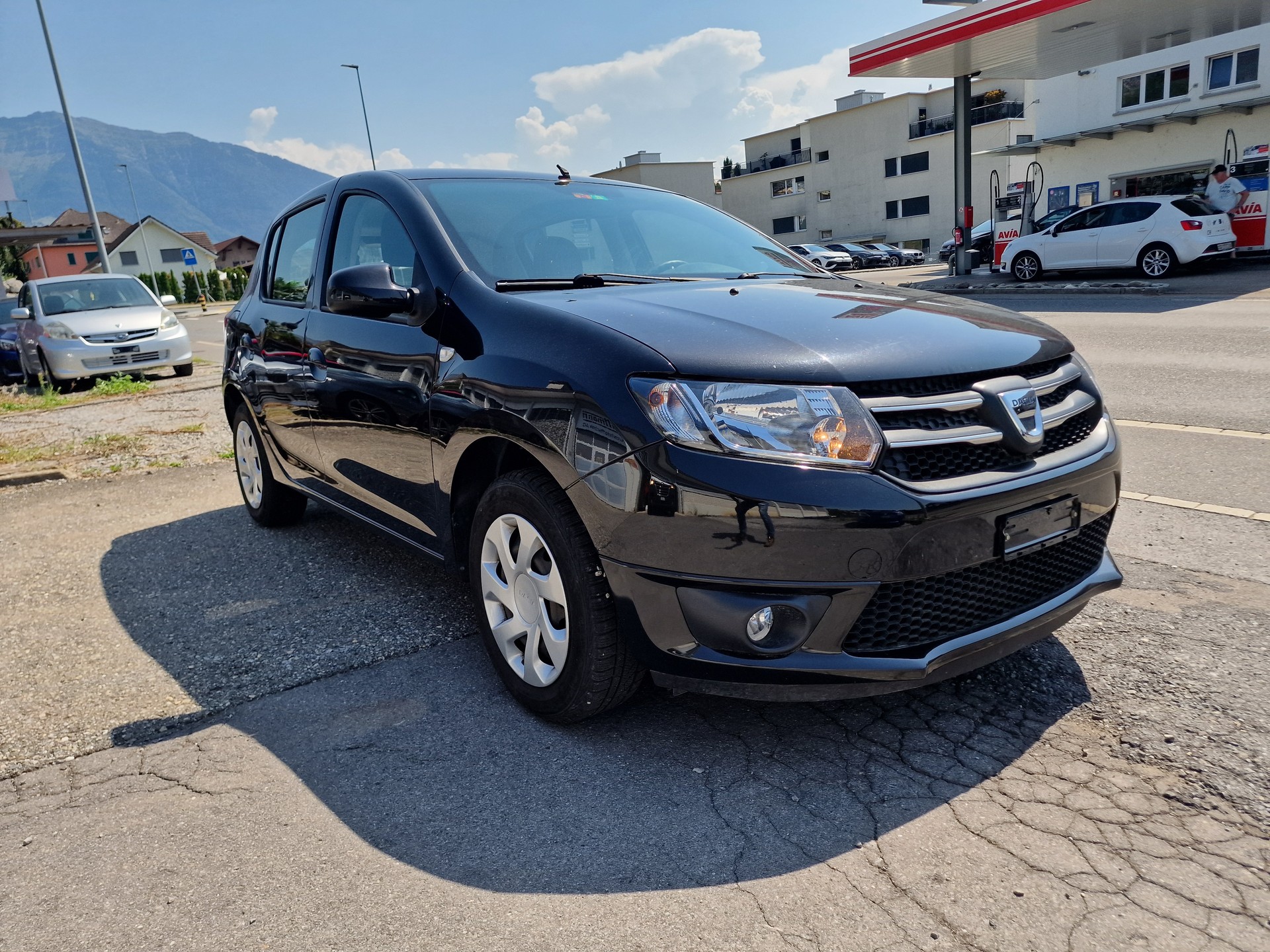 DACIA Sandero Tce 90 Lauréate 12Mt Gara MFK Neu-image-1