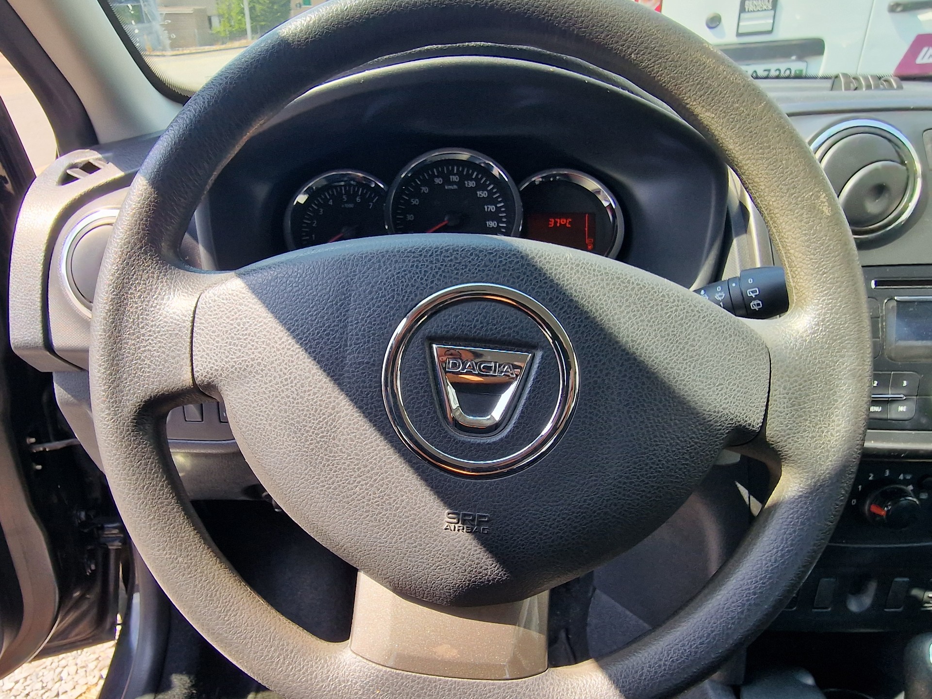 DACIA Sandero Tce 90 Lauréate 12Mt Gara MFK Neu-image-7