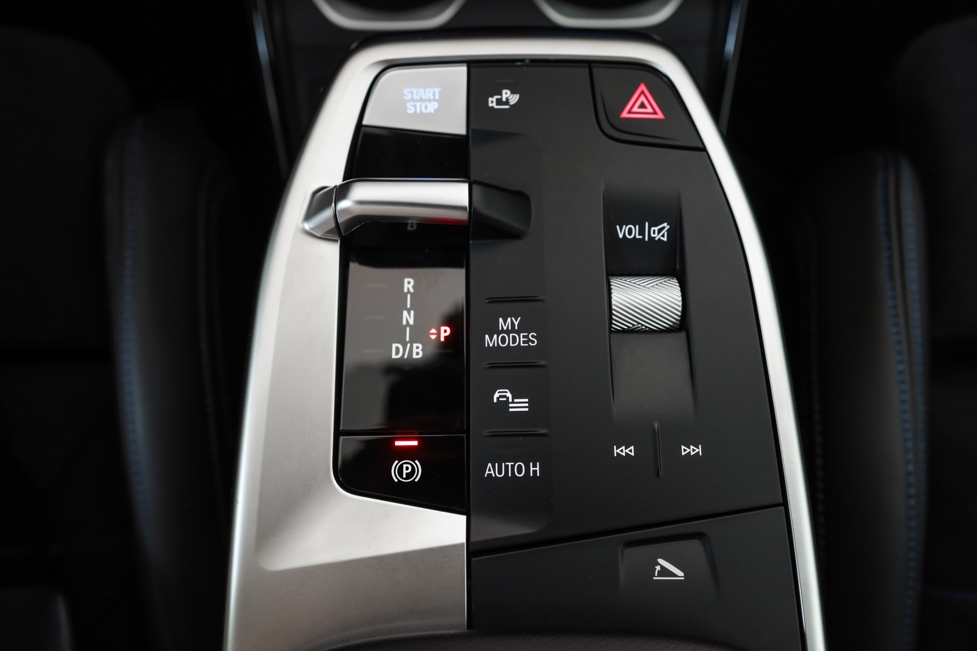 BMW iX2 eDrive 20 M Sport Pro-image-20