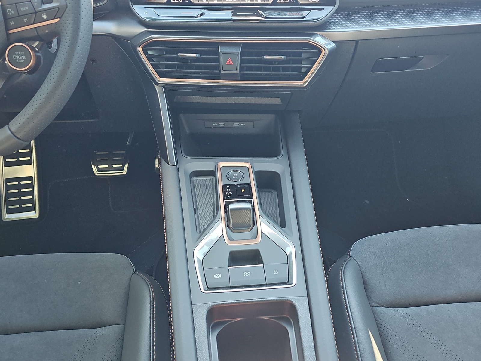 CUPRA LEON 1.5 TSI Prime Edition DSG-image-8